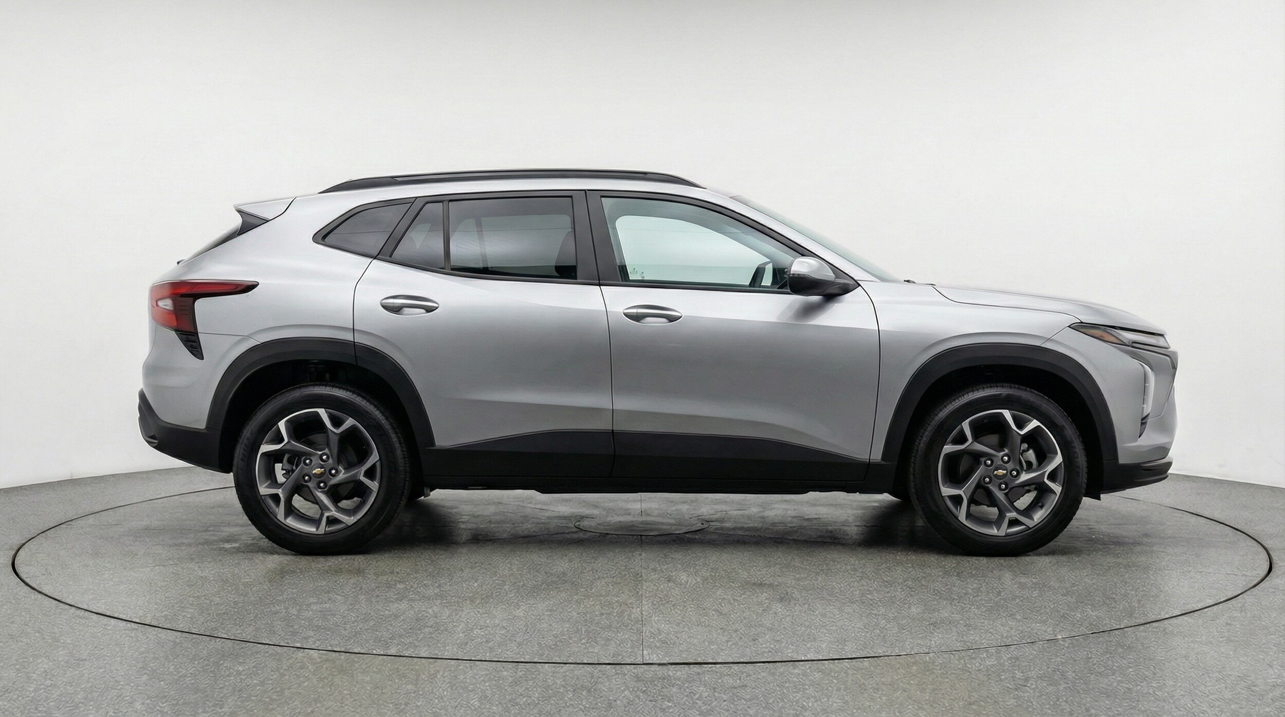 Thumbnail: 2025 Chevrolet Trax - 8