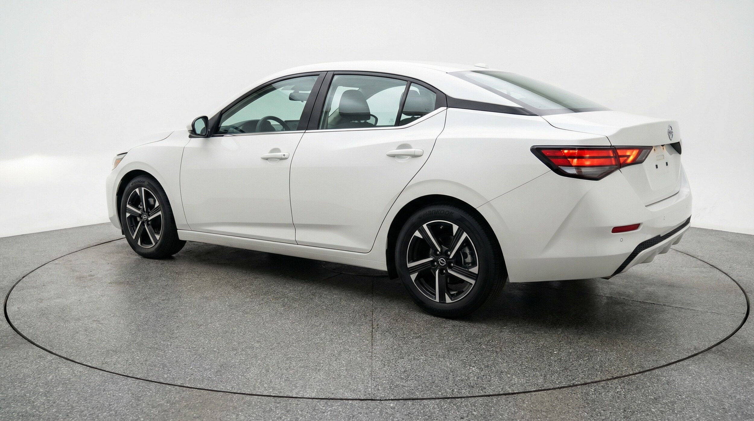 Thumbnail: 2025 Nissan Sentra - 5