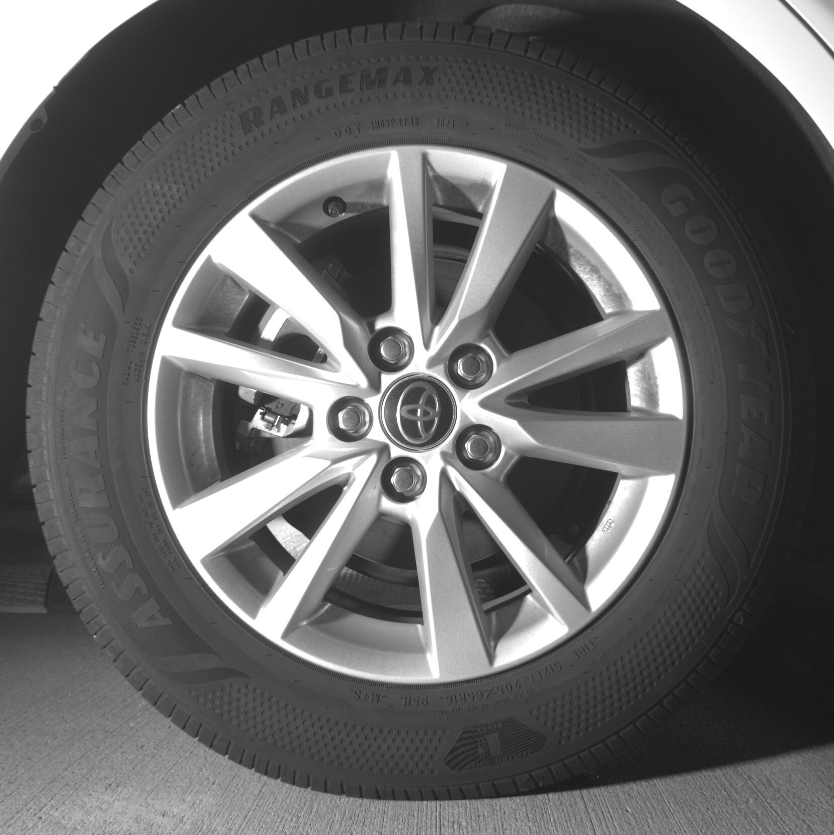 Thumbnail: 2025 Toyota Camry - 12