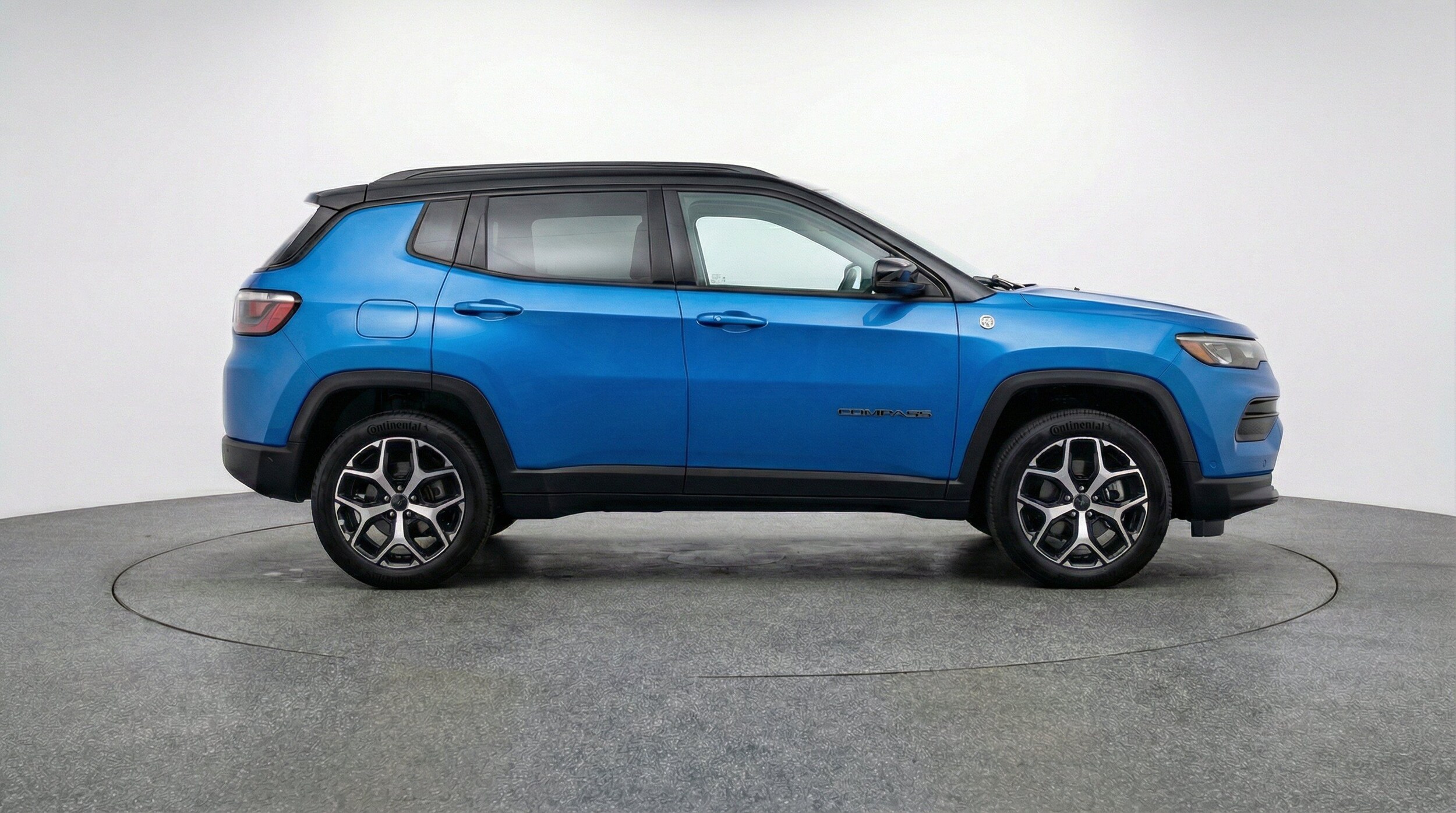 Thumbnail: 2025 Jeep Compass - 11