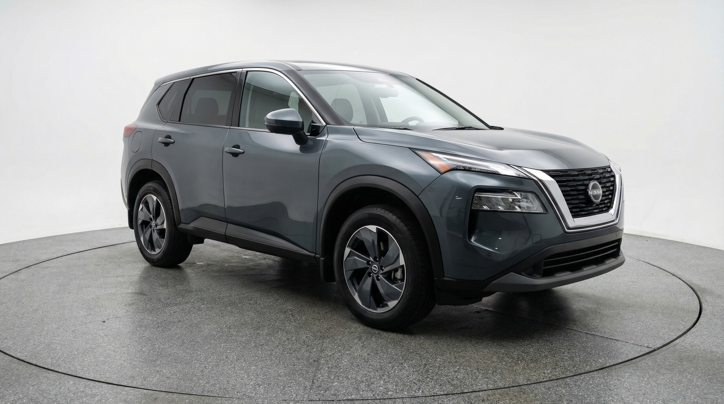 Thumbnail: 2025 Nissan Rogue - 1