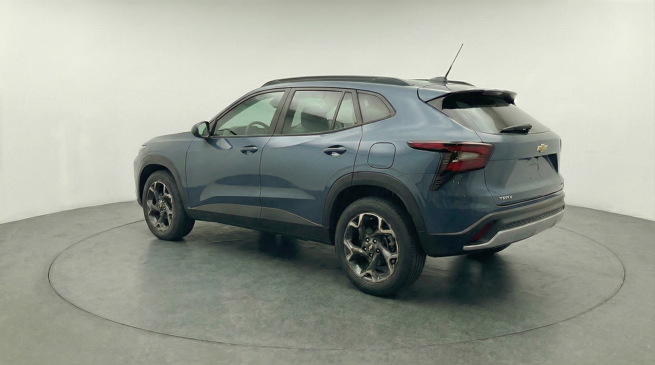 Thumbnail: 2025 Chevrolet Trax - 5