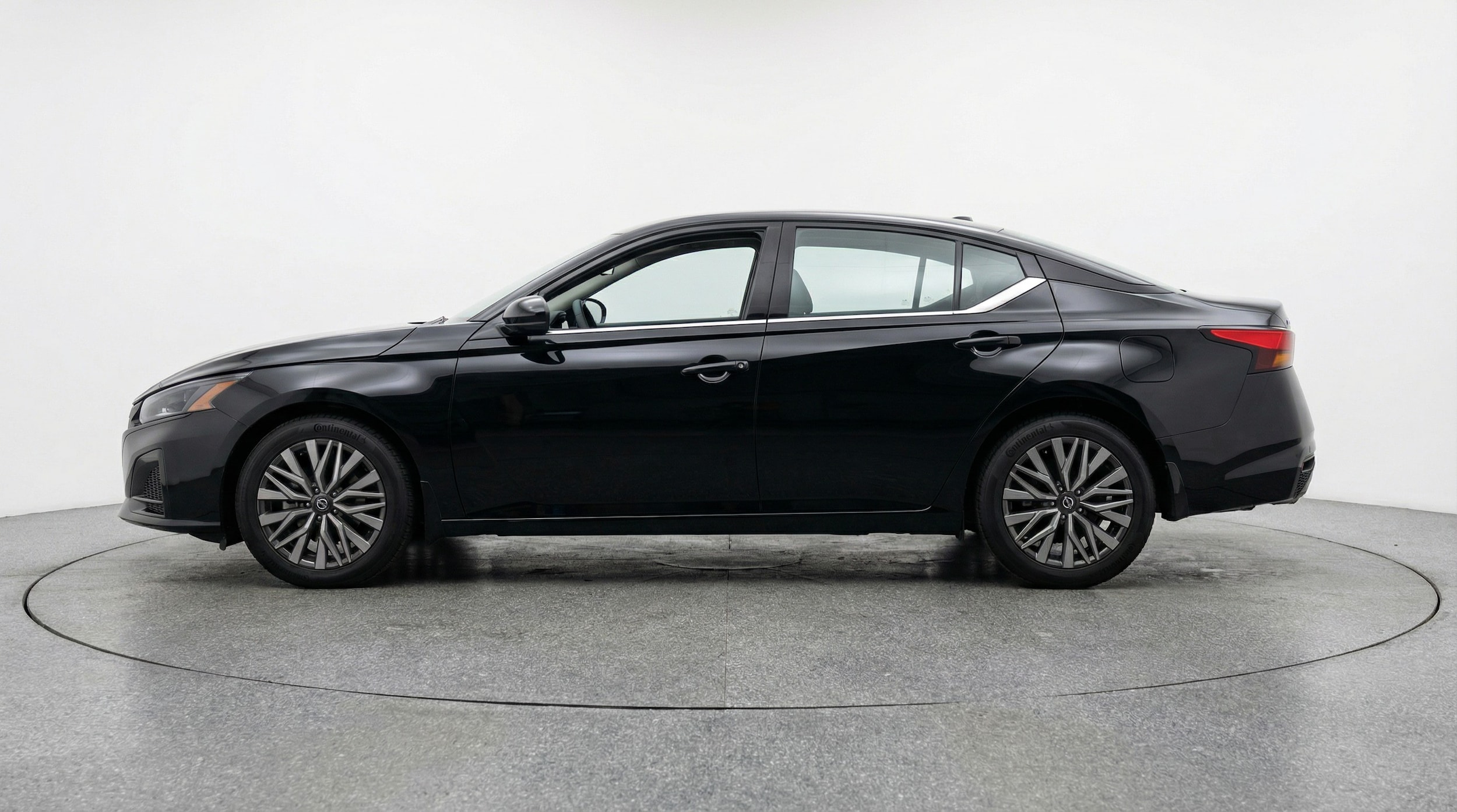 Thumbnail: 2025 Nissan Altima - 4