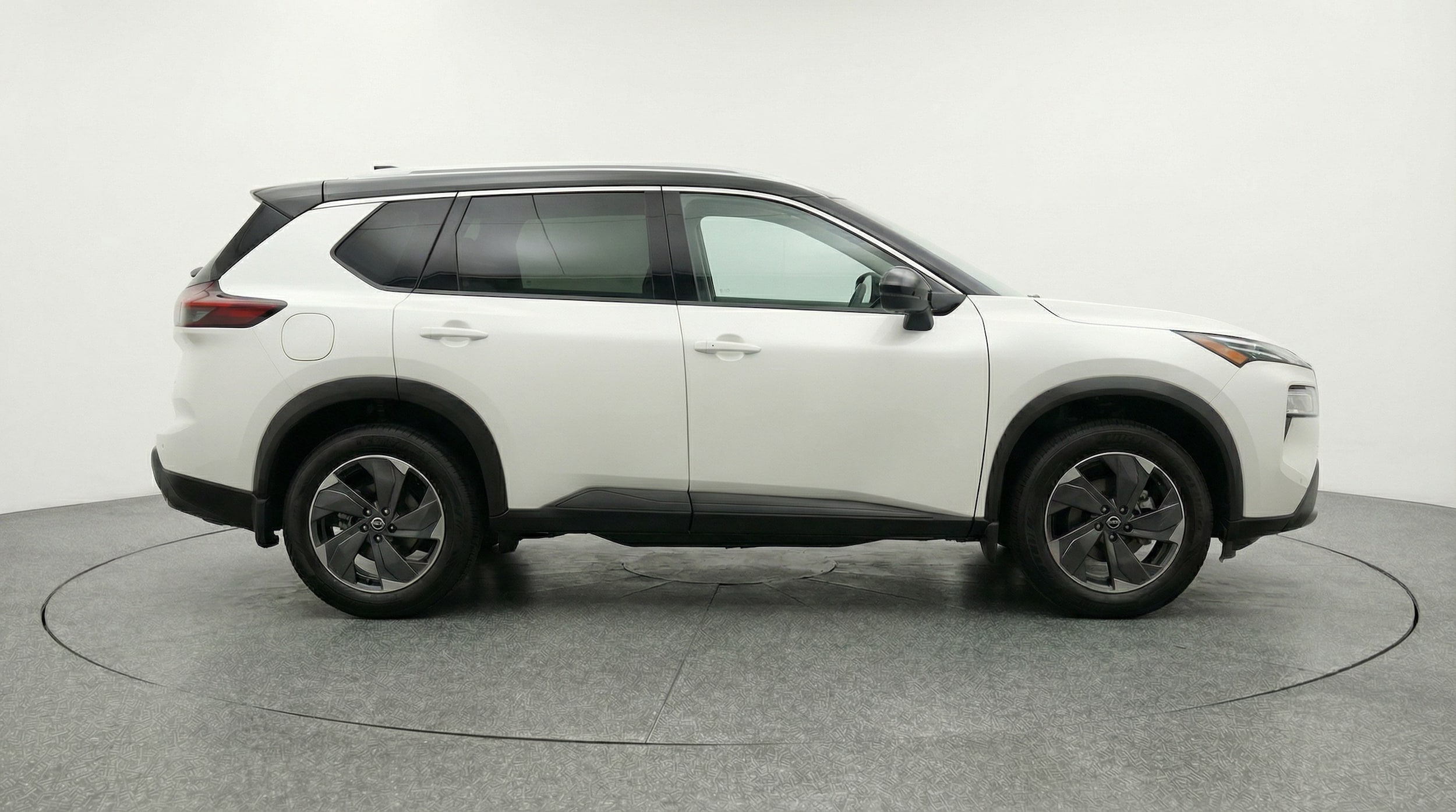 Thumbnail: 2025 Nissan Rogue - 8