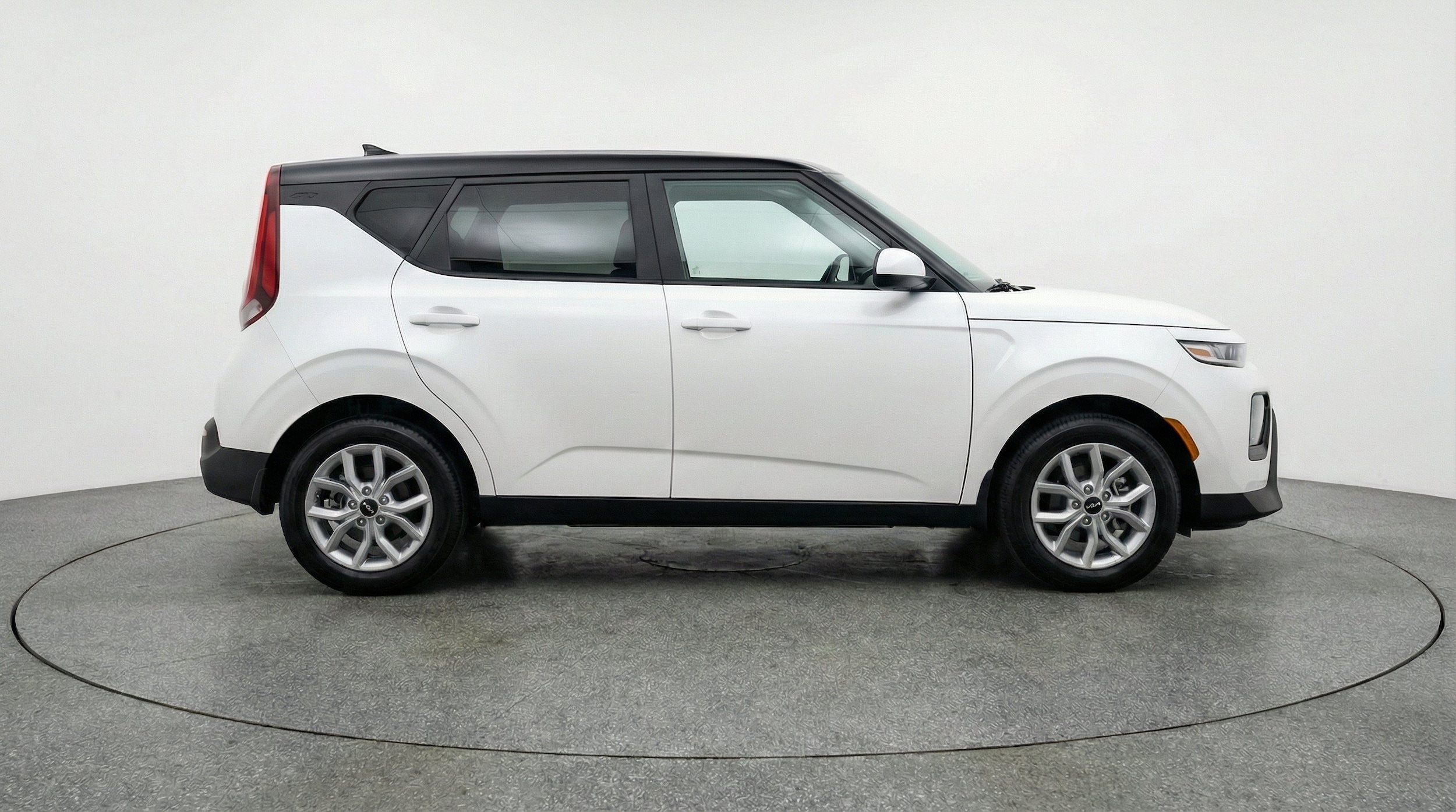 Thumbnail: 2025 Kia Soul - 11