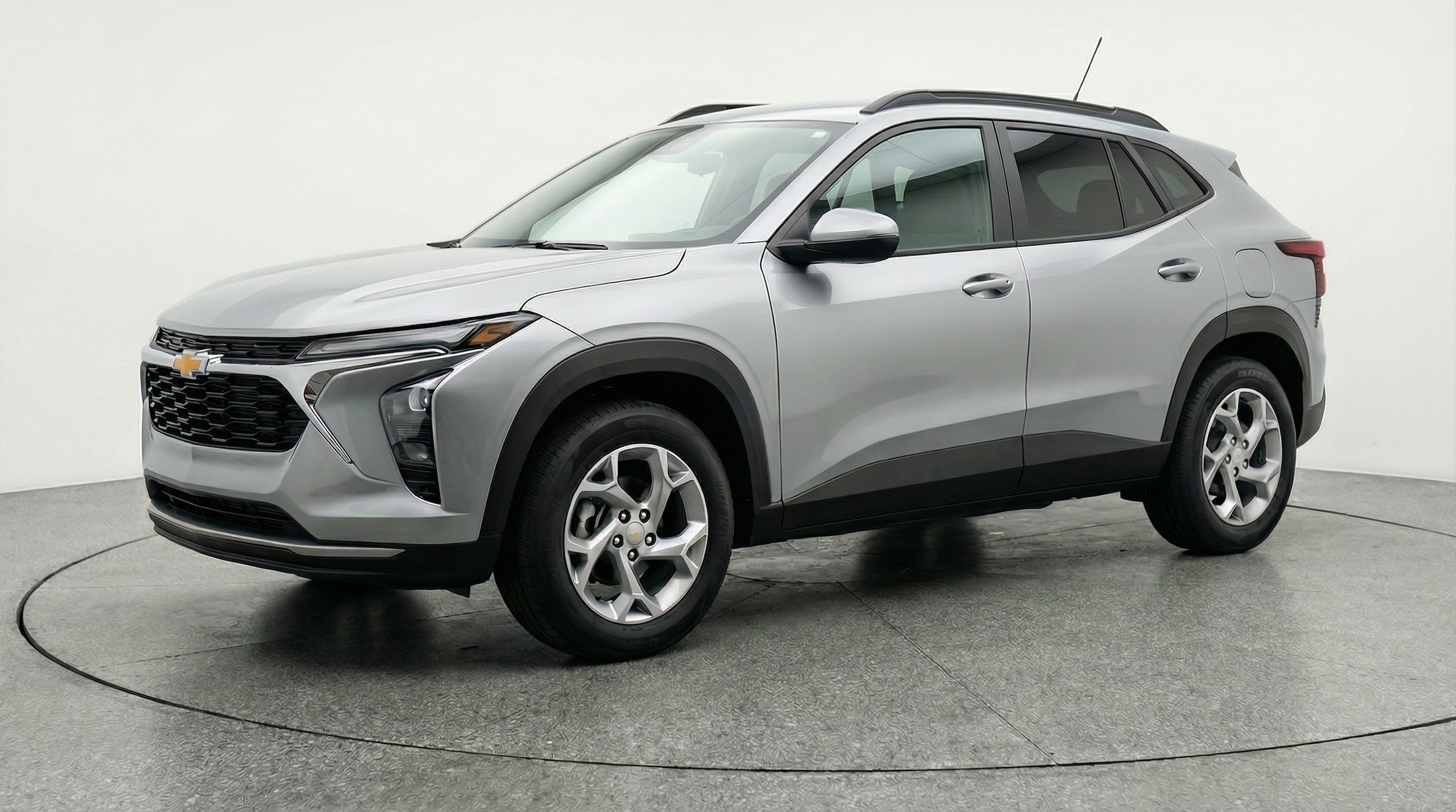 Thumbnail: 2025 Chevrolet Trax - 3