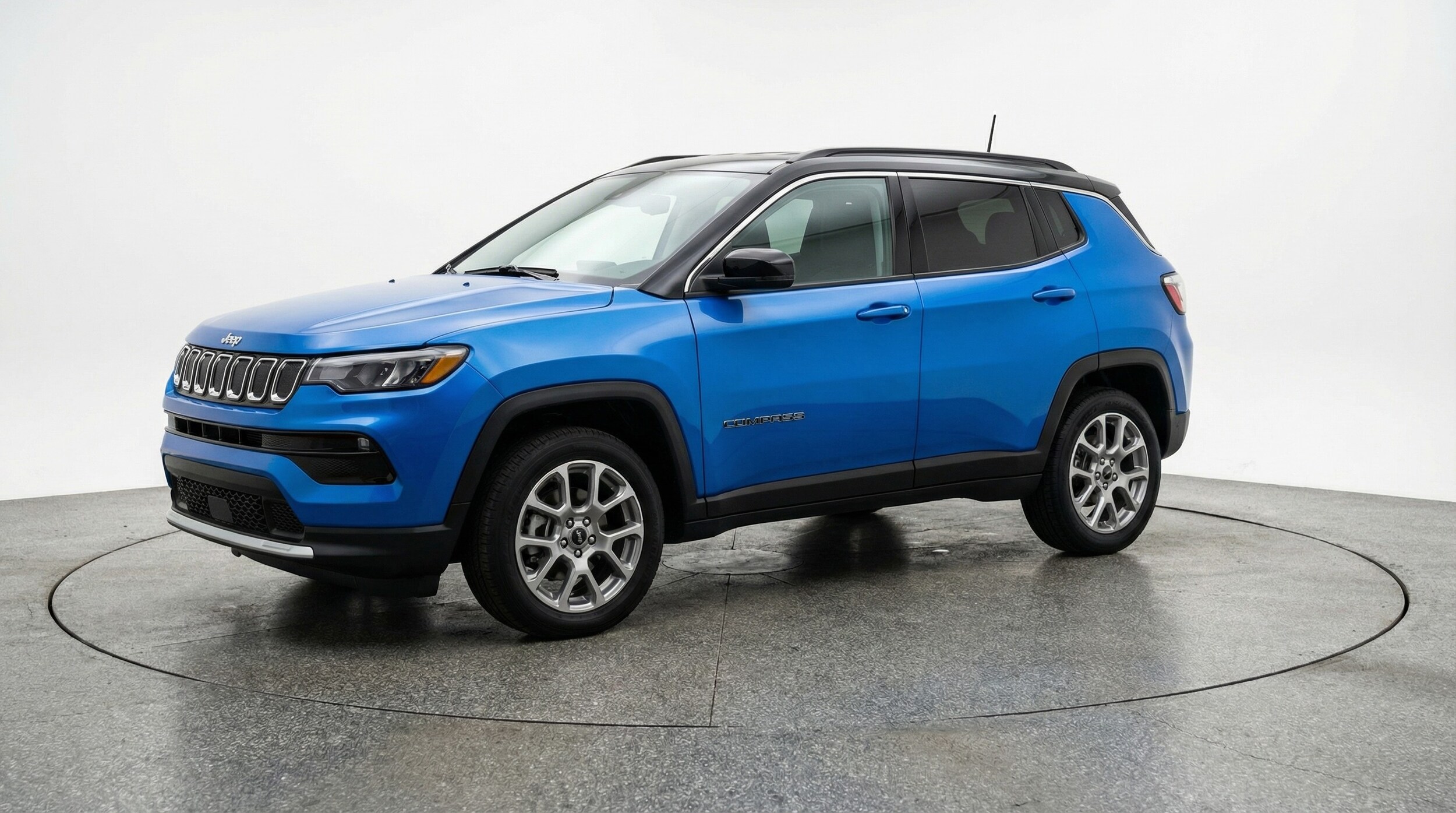 Thumbnail: 2025 Jeep Compass - 3