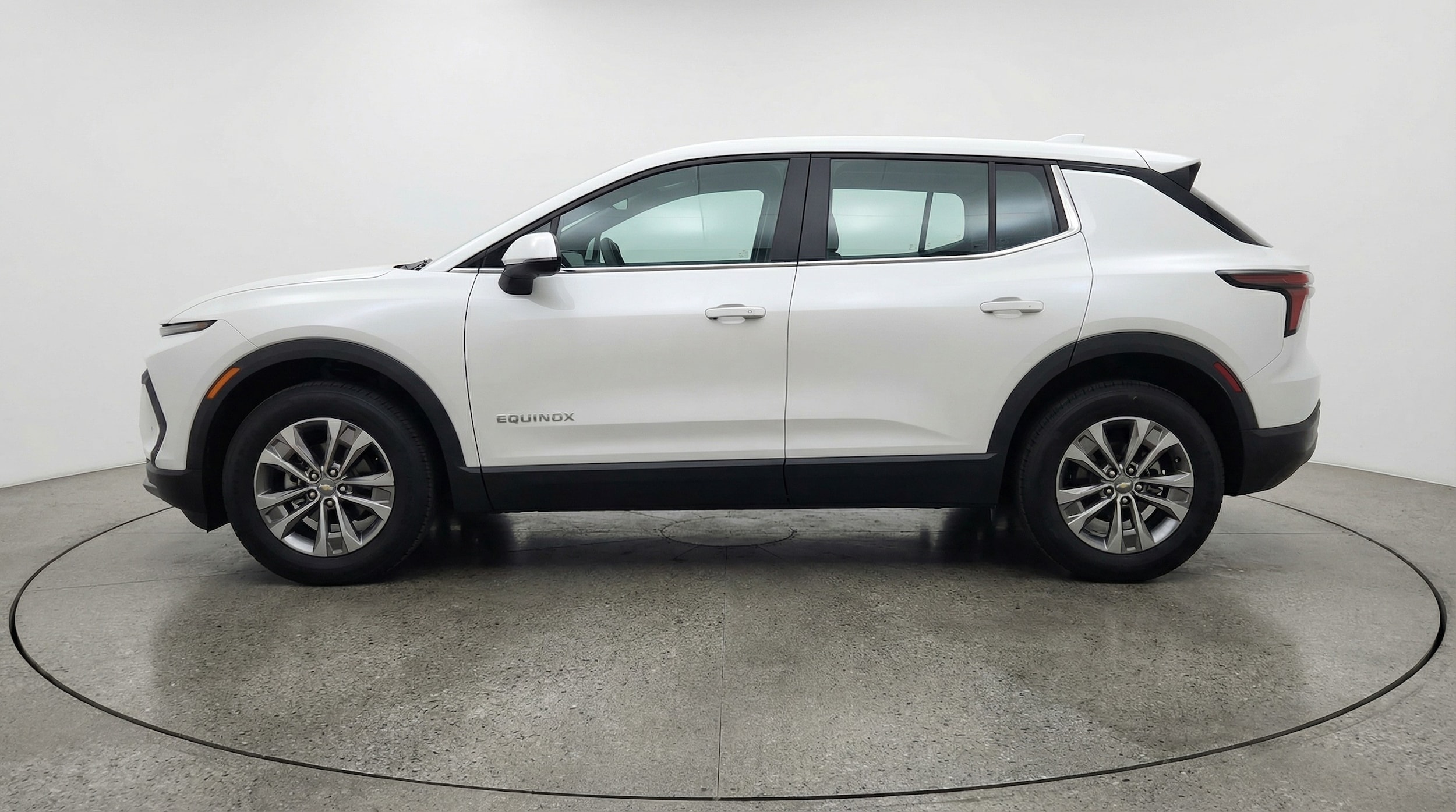 Thumbnail: 2025 Chevrolet Equinox - 4
