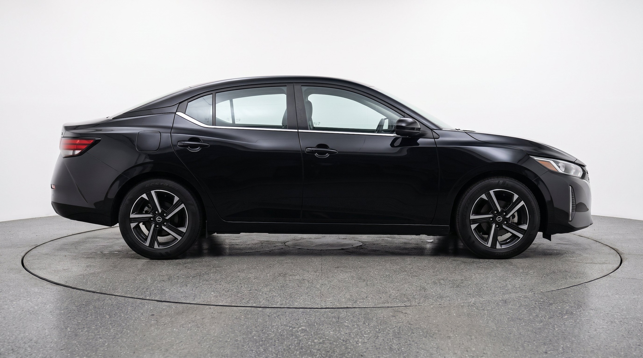 Thumbnail: 2025 Nissan Sentra - 11