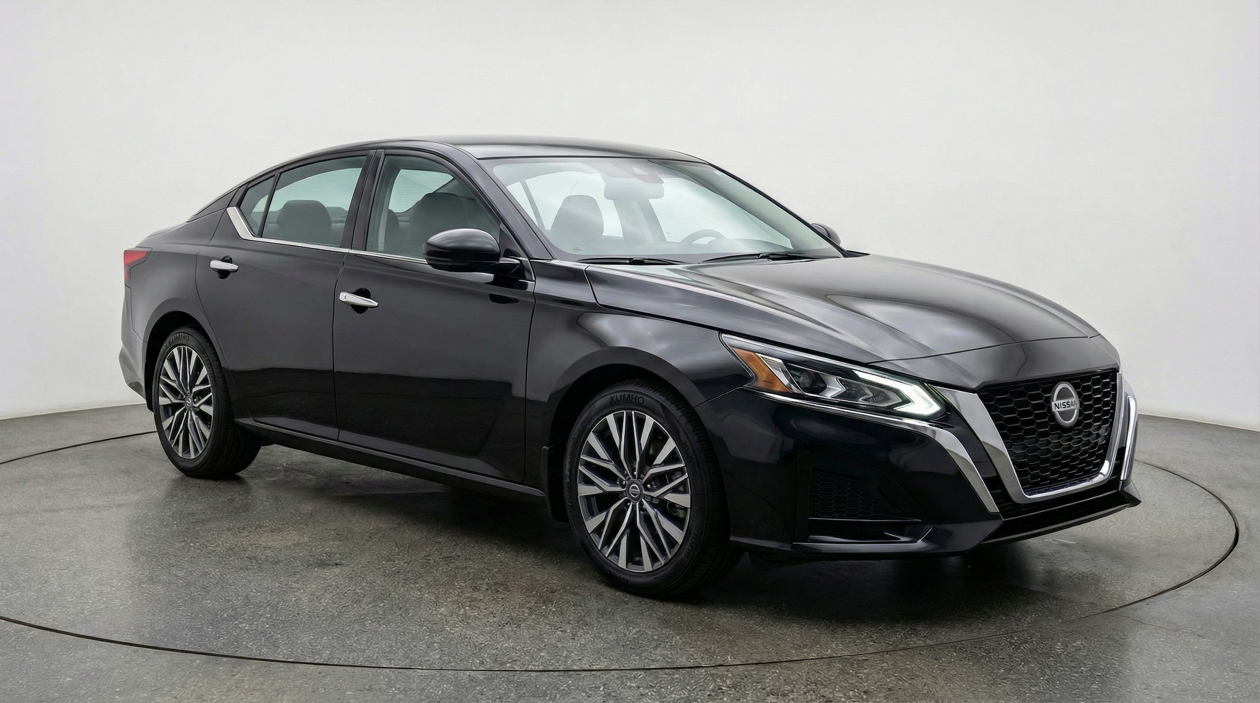 Thumbnail: 2025 Nissan Altima - 1