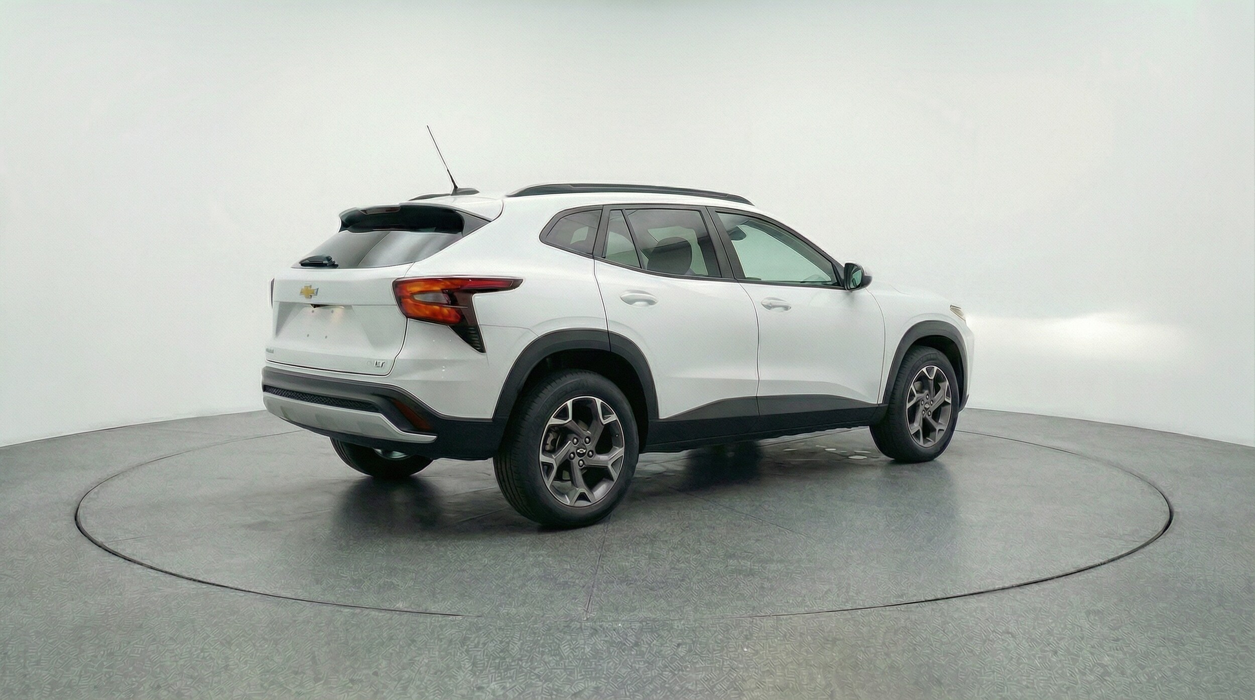 Thumbnail: 2025 Chevrolet Trax - 5