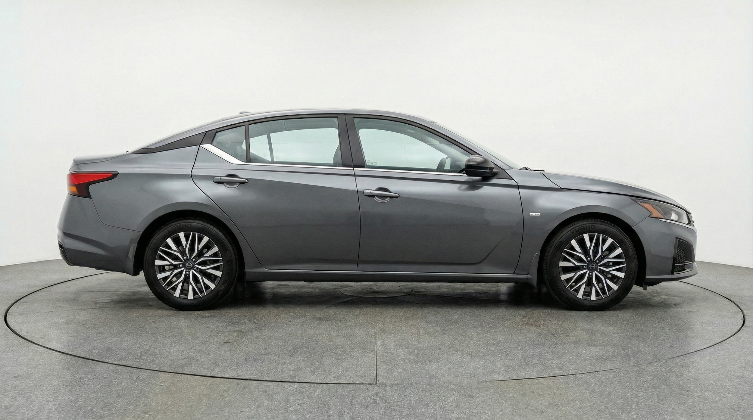 Thumbnail: 2025 Nissan Altima - 8