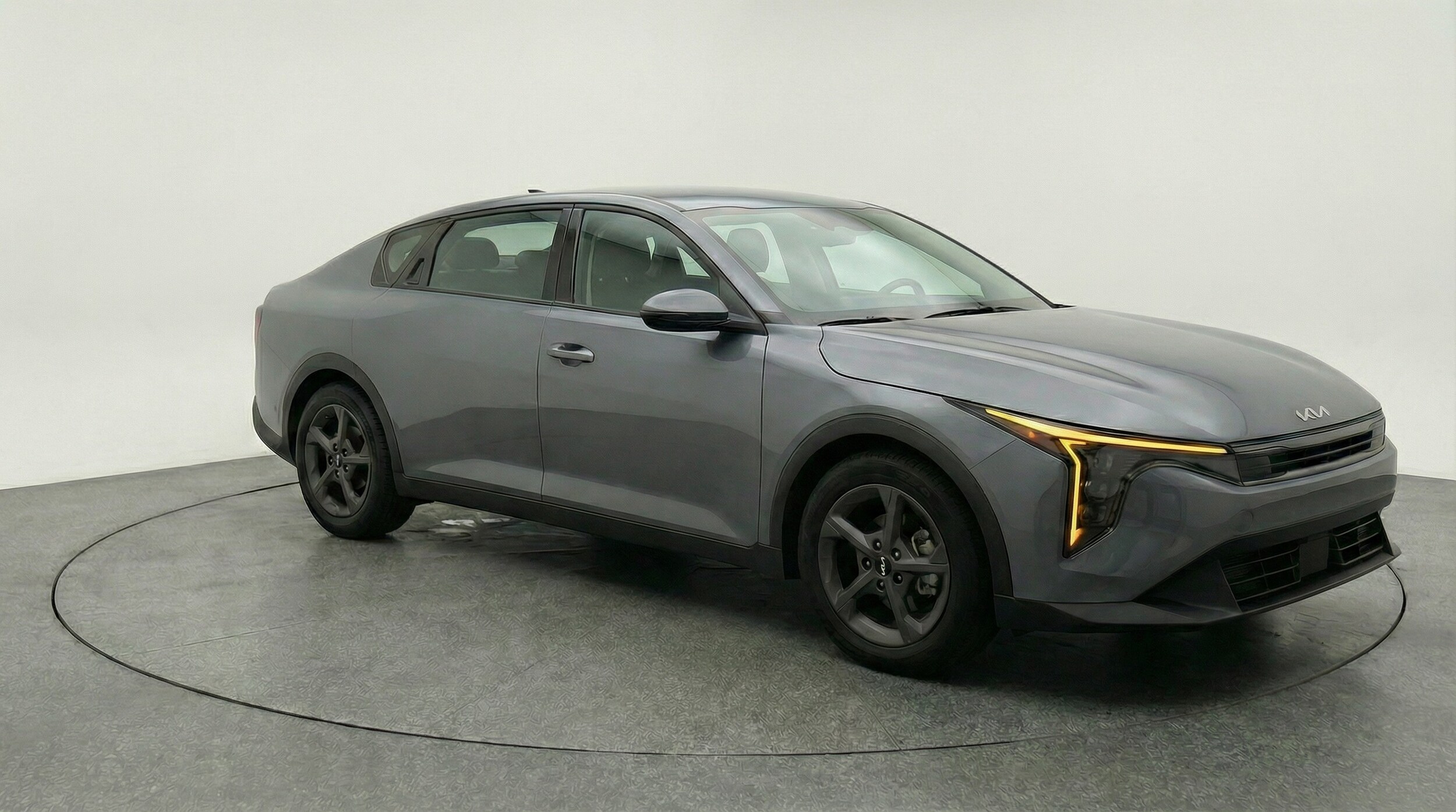 Thumbnail: 2025 Kia K4 - 1