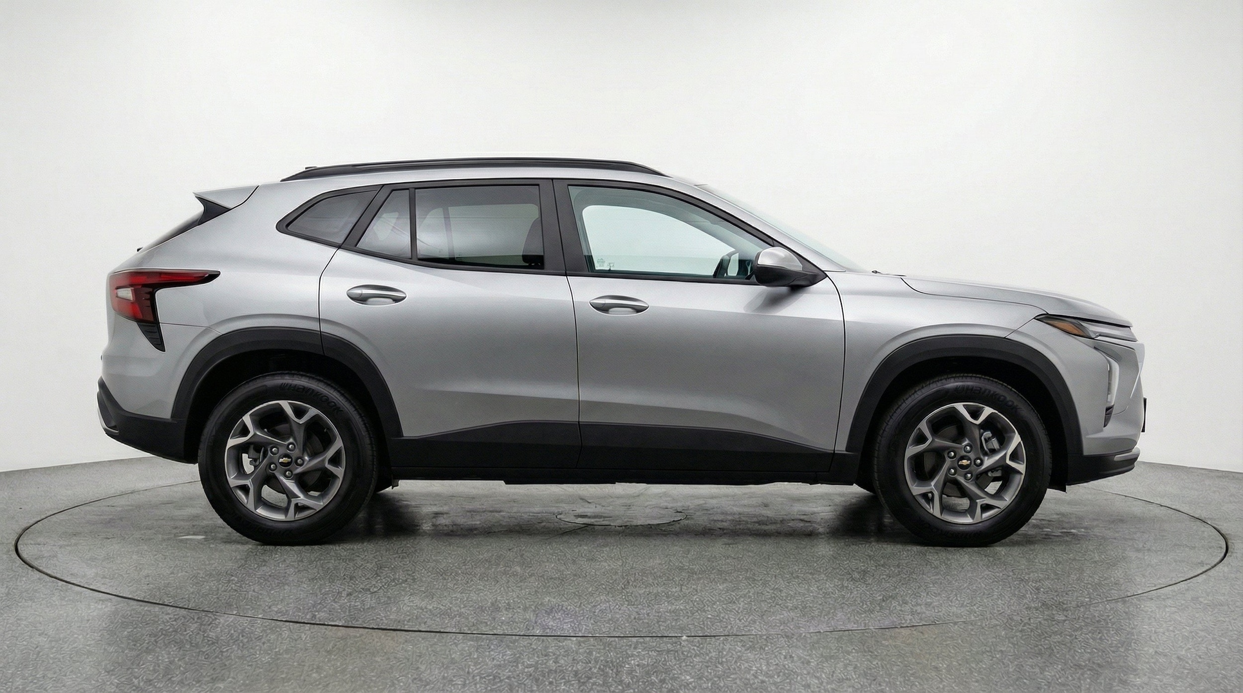 Thumbnail: 2025 Chevrolet Trax - 11