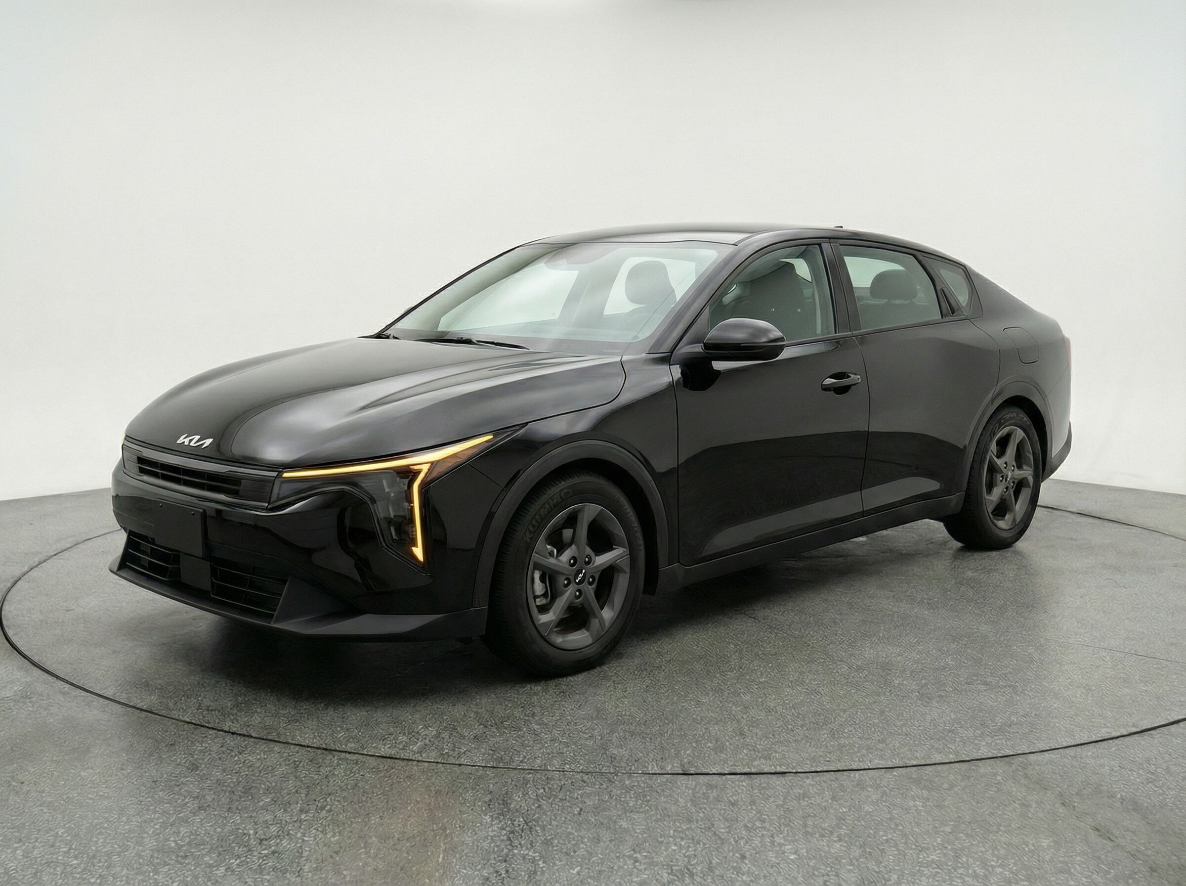 Thumbnail: 2025 Kia K4 - 3