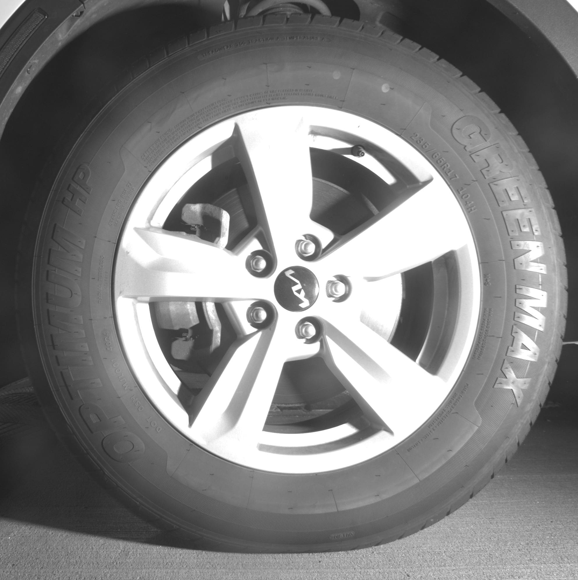 Thumbnail: 2023 Kia Sorento - 9