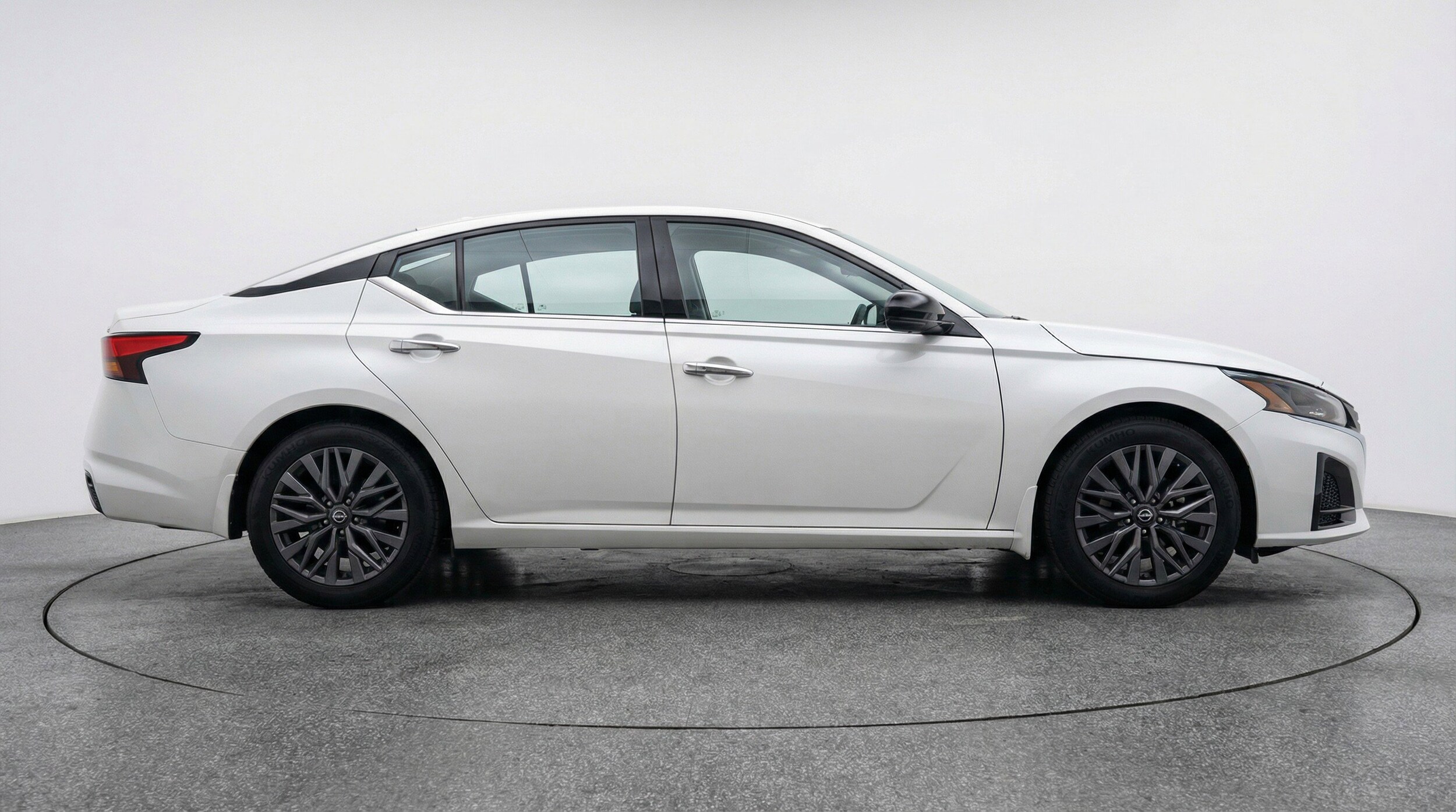 Thumbnail: 2025 Nissan Altima - 11