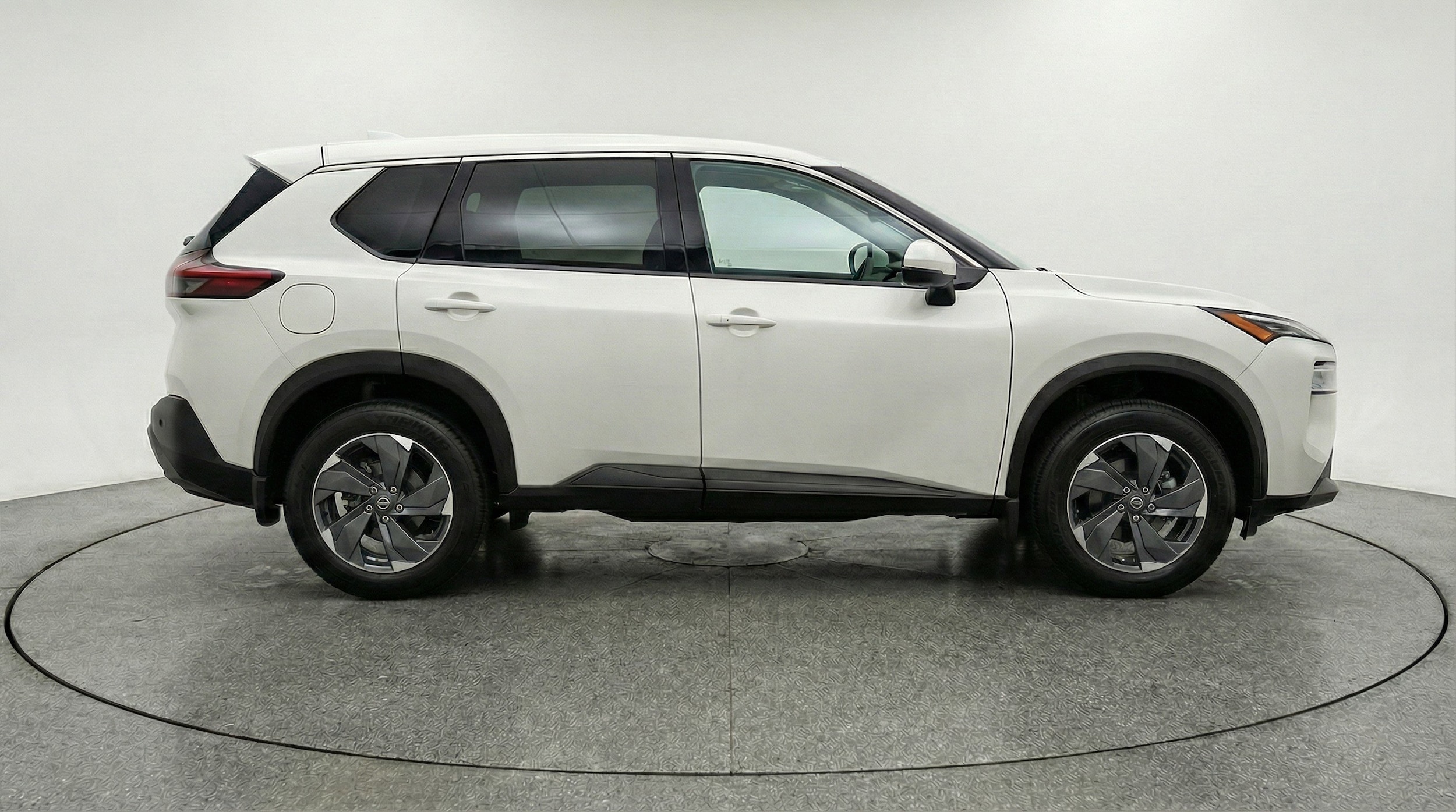 Thumbnail: 2025 Nissan Rogue - 11