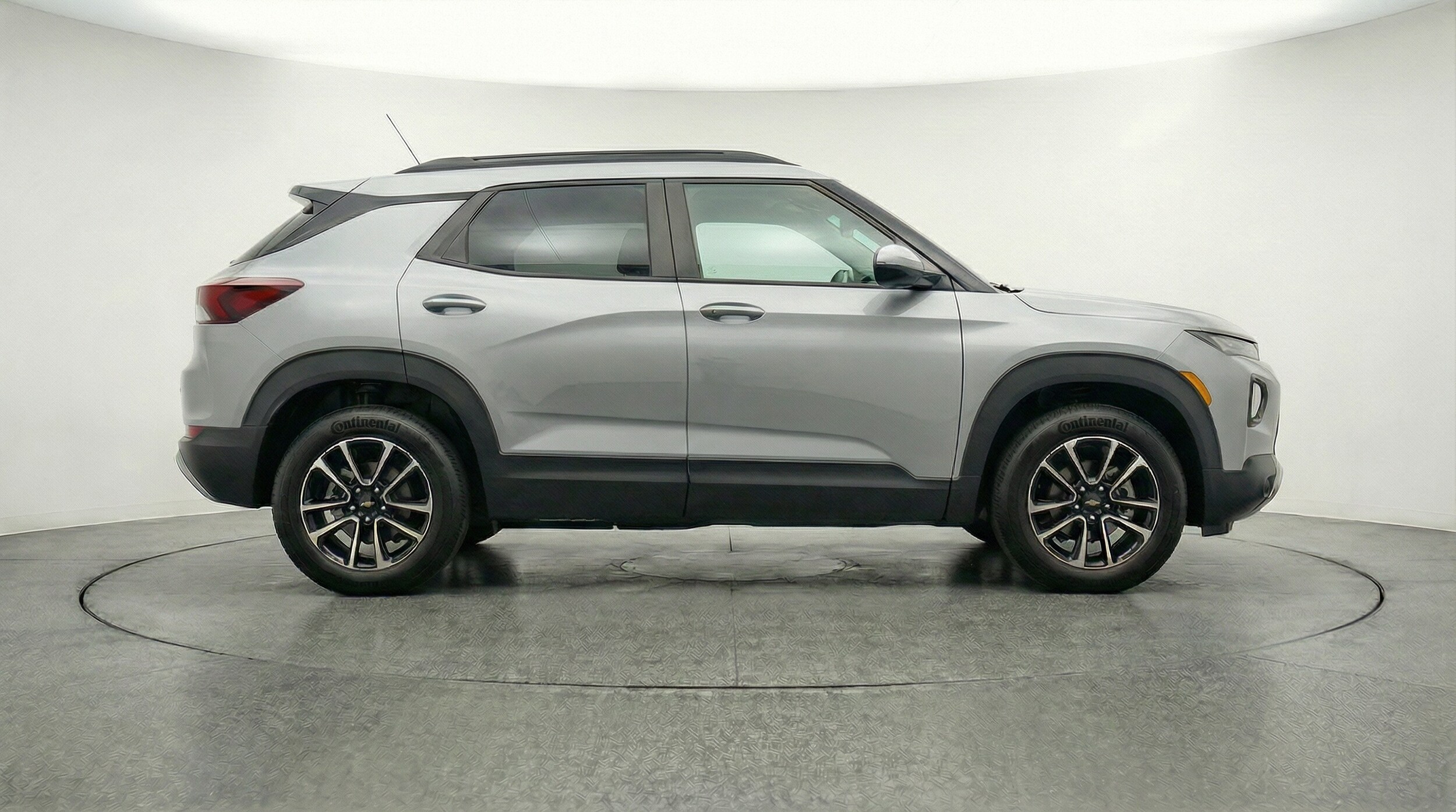 Thumbnail: 2025 Chevrolet TrailBlazer - 8