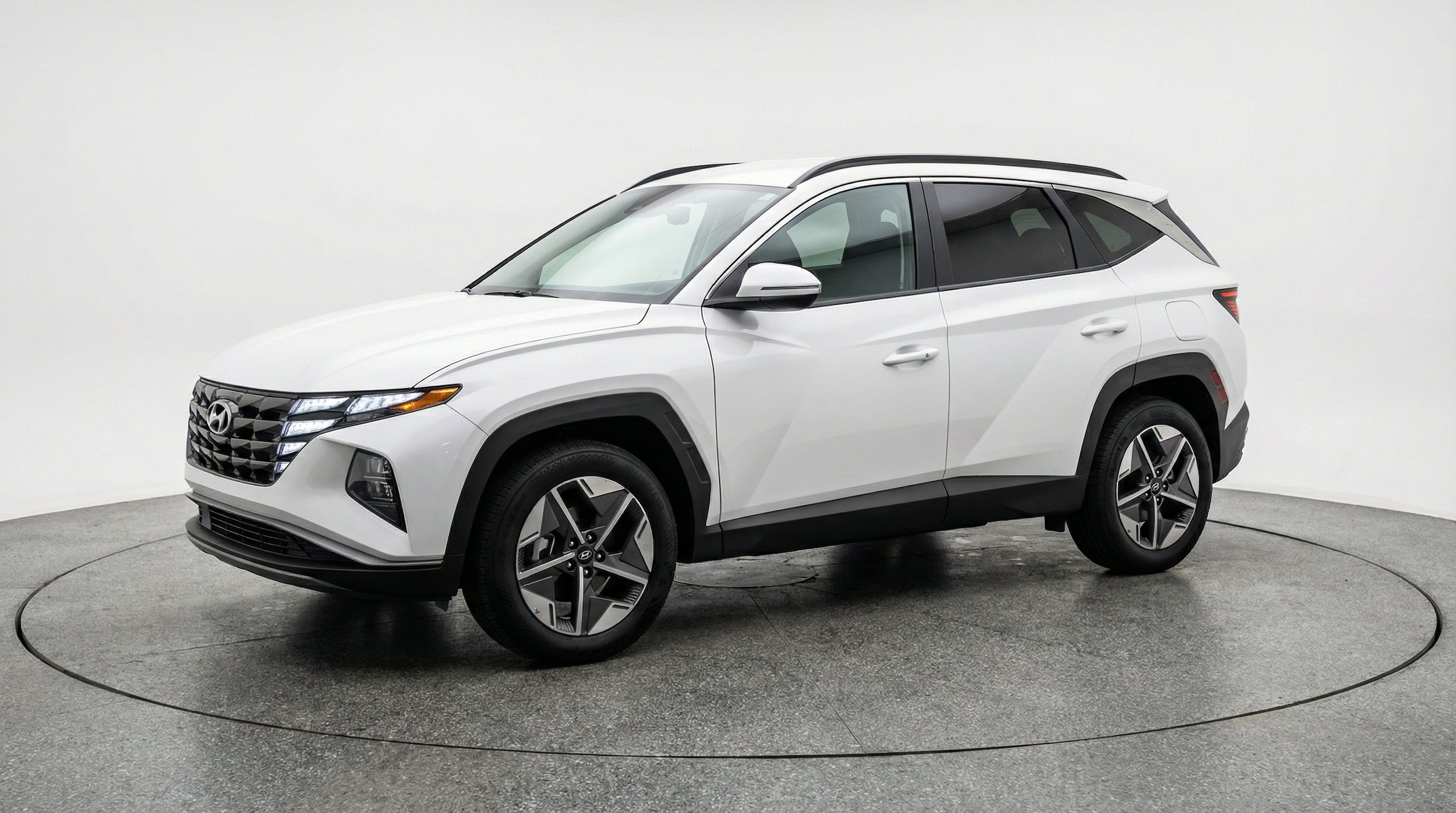 Thumbnail: 2025 Hyundai Tucson - 3