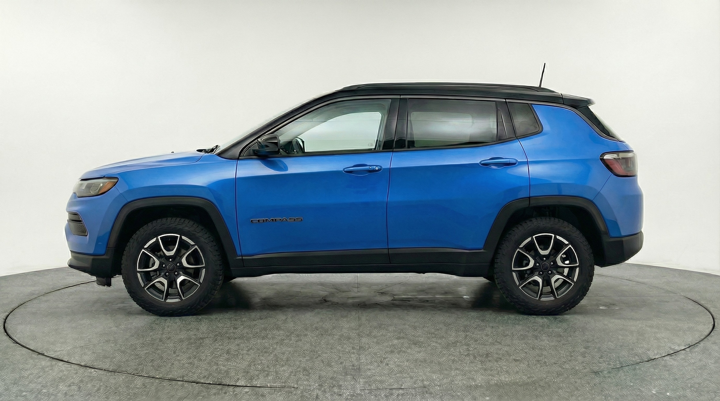 Thumbnail: 2025 Jeep Compass - 4
