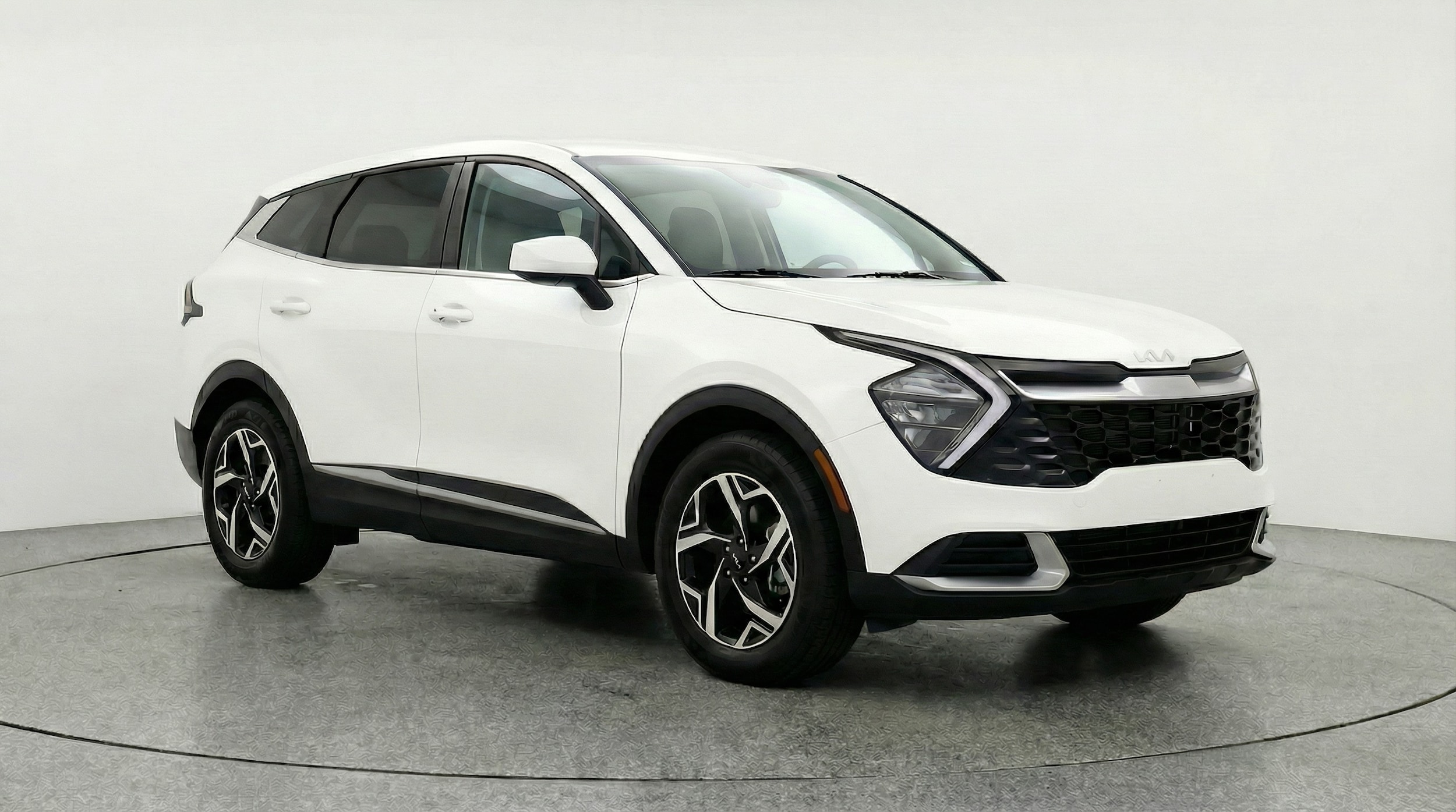 Thumbnail: 2025 Kia Sportage - 1