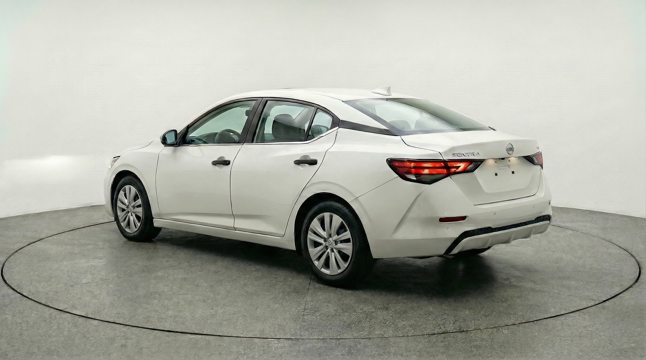 Thumbnail: 2025 Nissan Sentra - 5