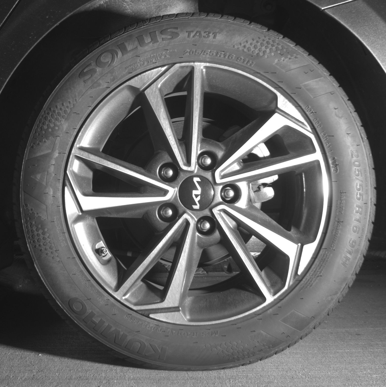 Thumbnail: 2024 Kia Forte - 11