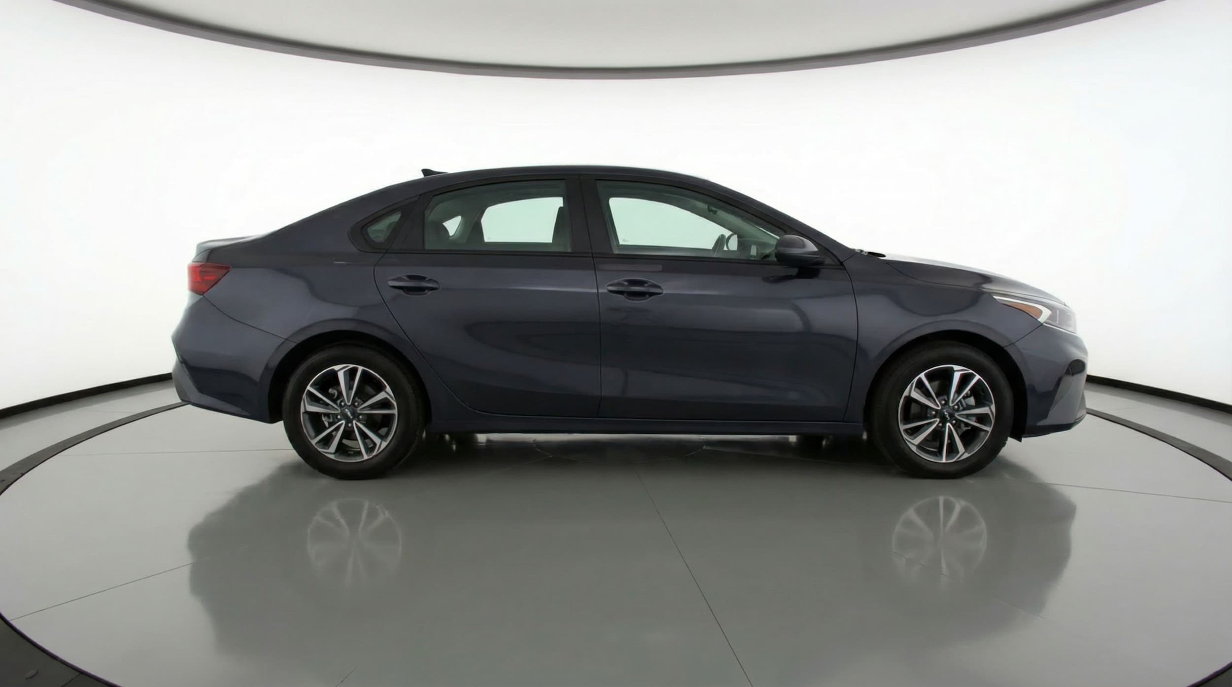 Thumbnail: 2024 Kia Forte - 8