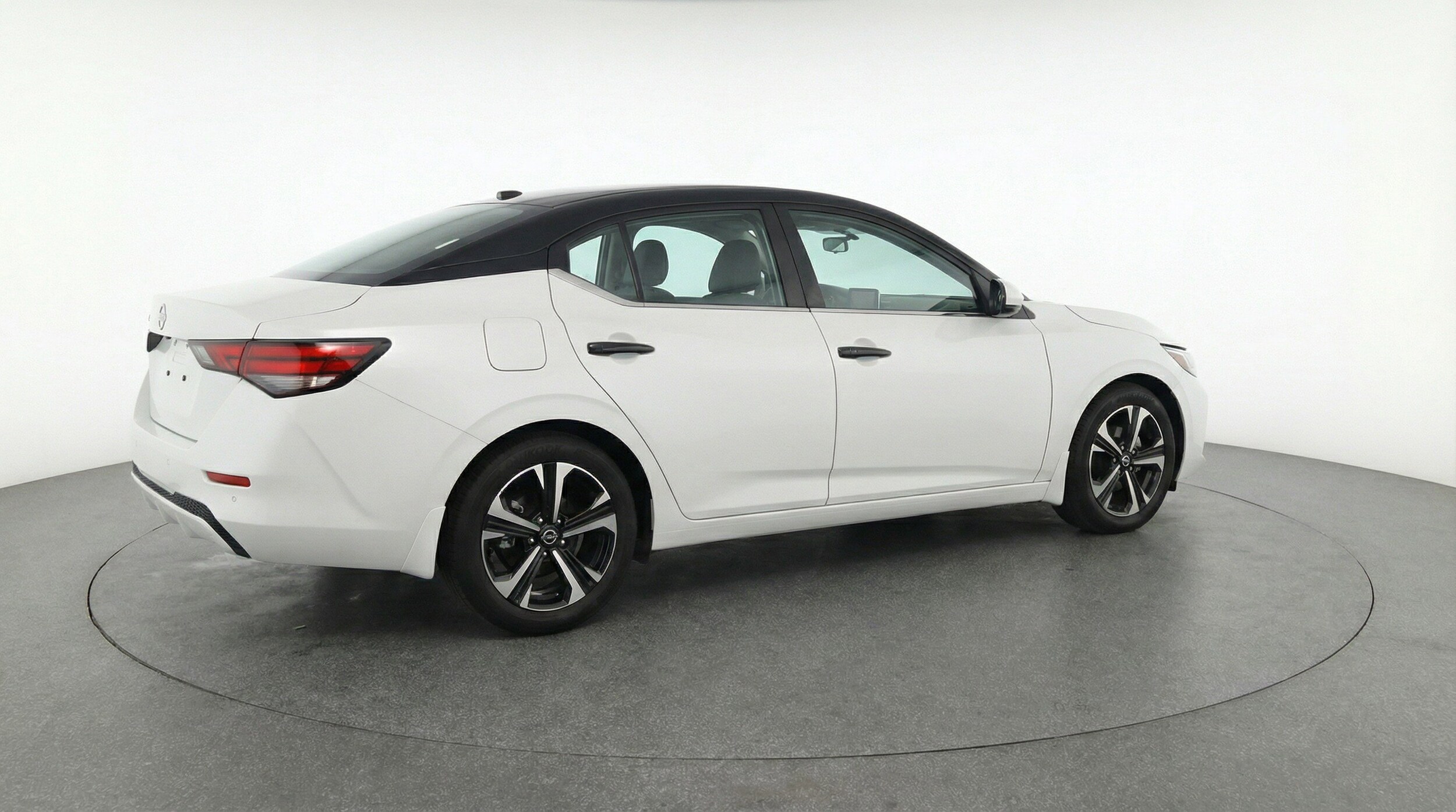 Thumbnail: 2025 Nissan Sentra - 9