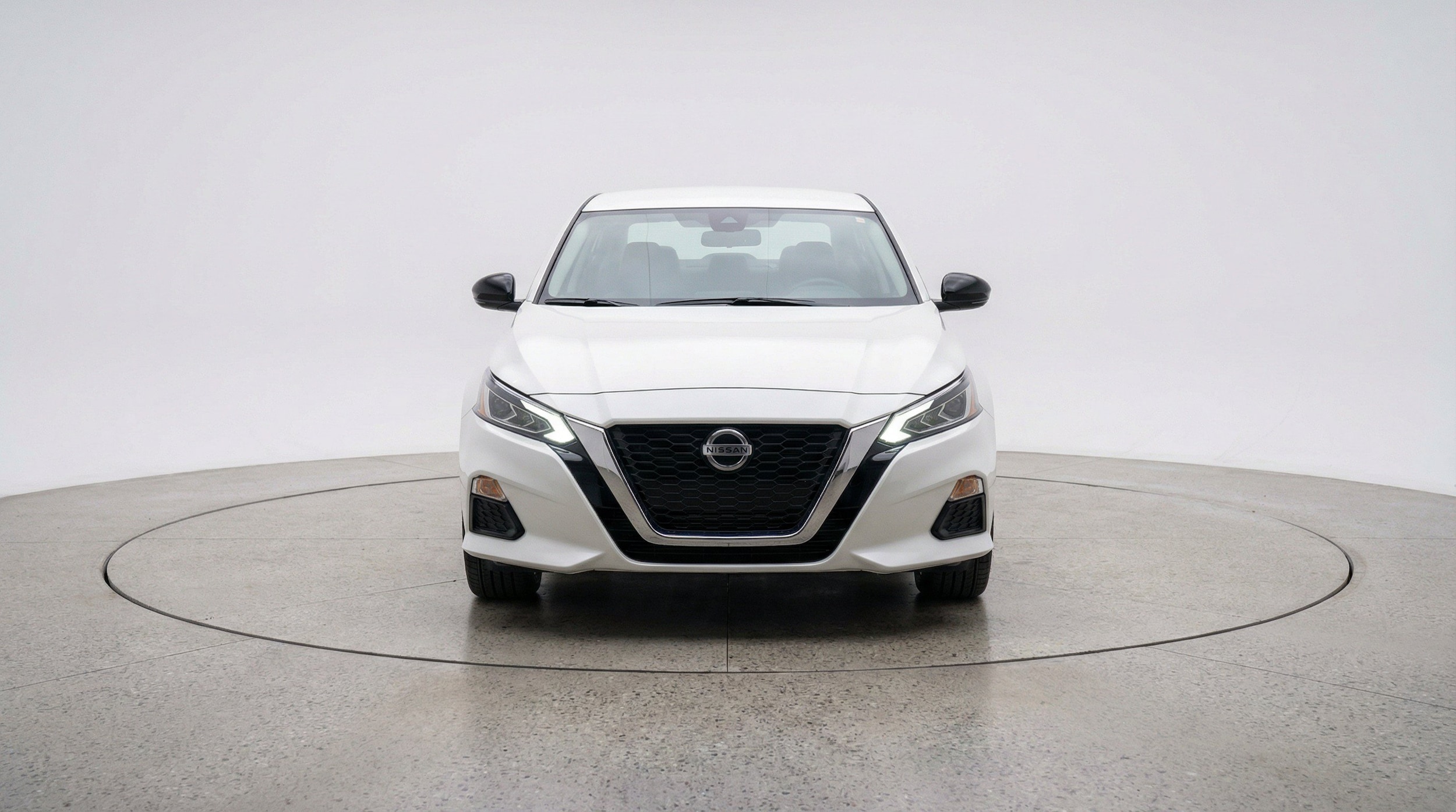 Thumbnail: 2025 Nissan Altima - 2