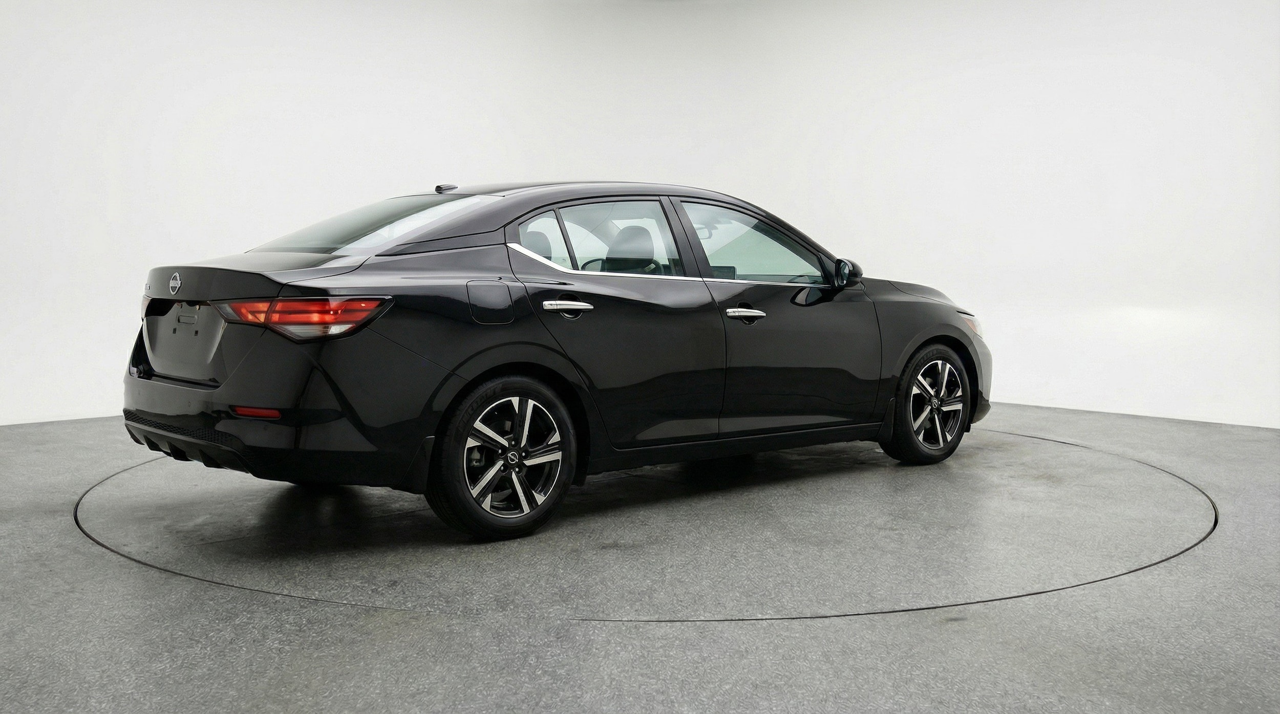Thumbnail: 2025 Nissan Sentra - 9
