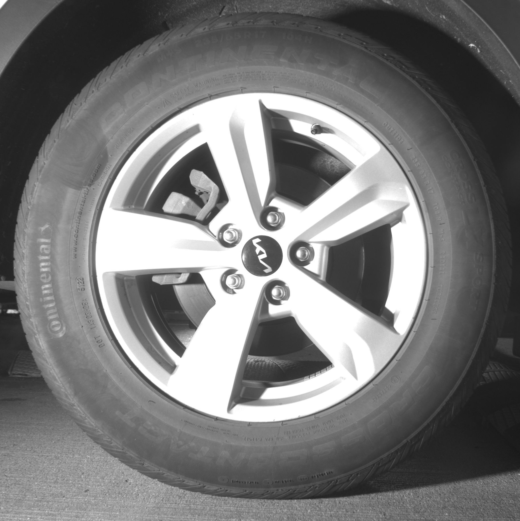 Thumbnail: 2023 Kia Sorento - 12