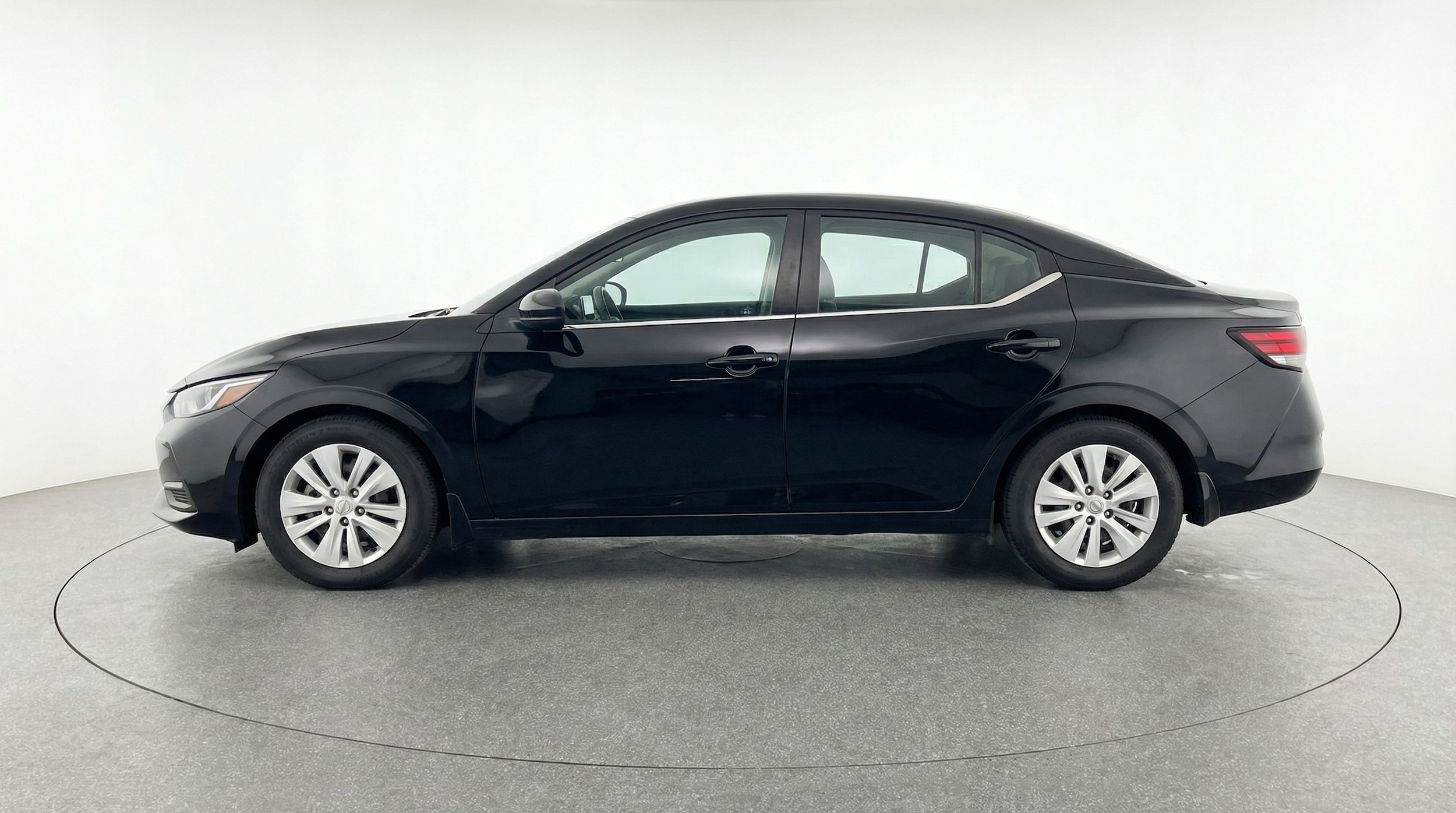 Thumbnail: 2025 Nissan Sentra - 4