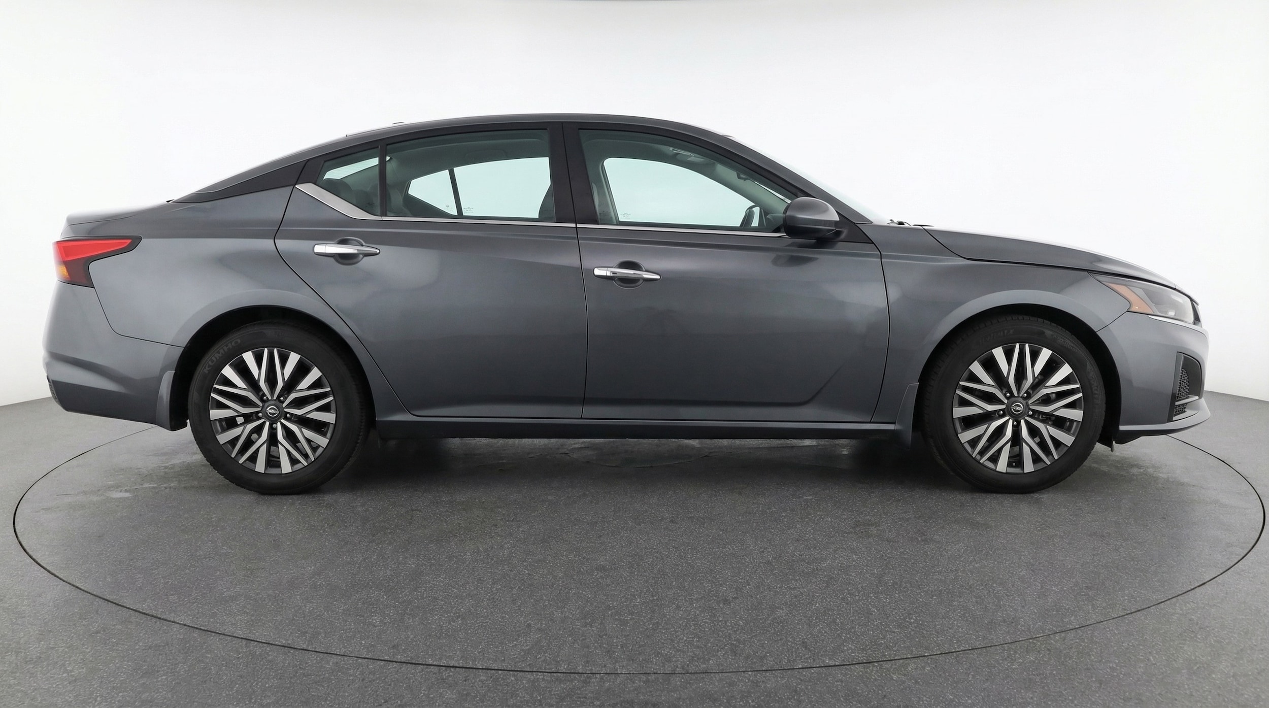 Thumbnail: 2025 Nissan Altima - 8