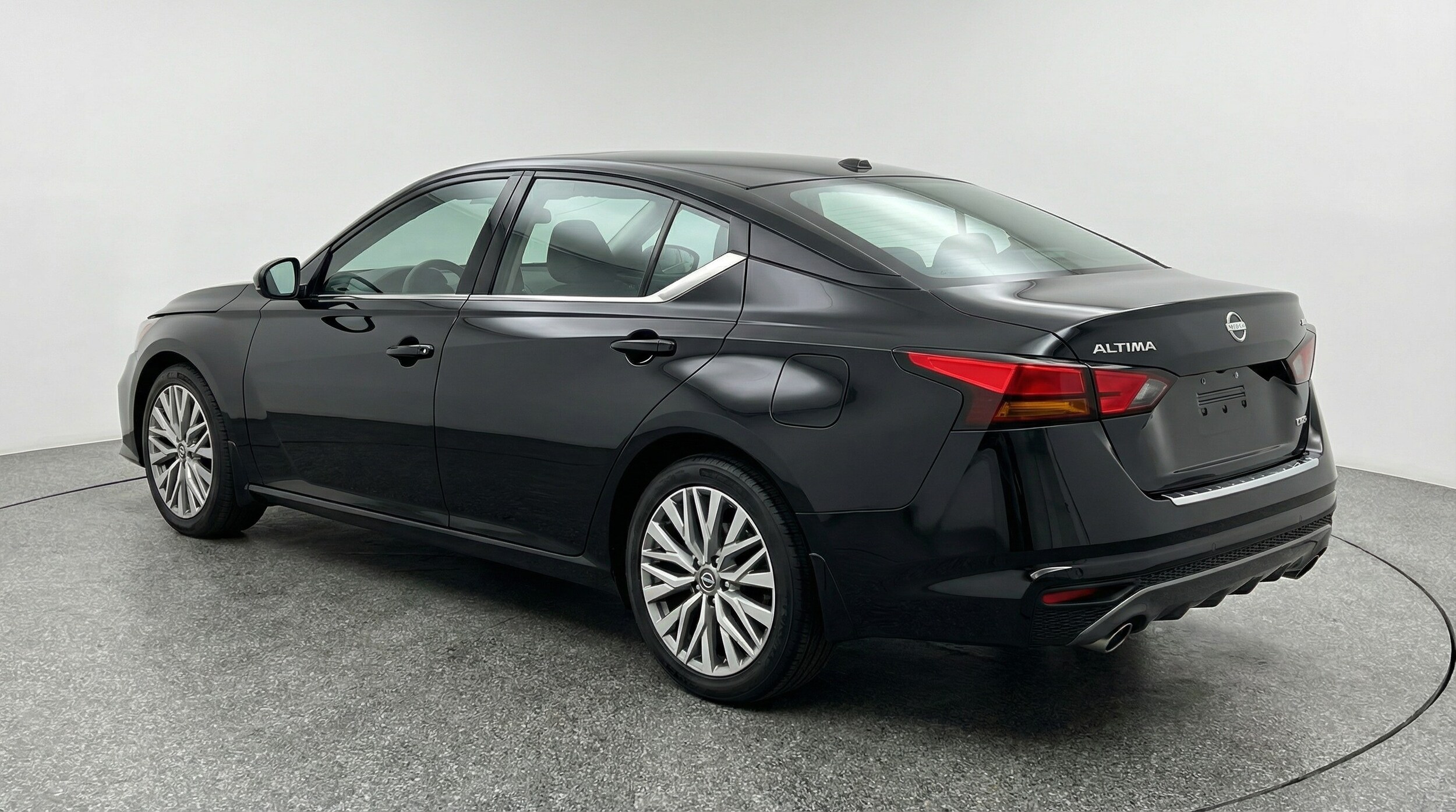 Thumbnail: 2025 Nissan Altima - 5