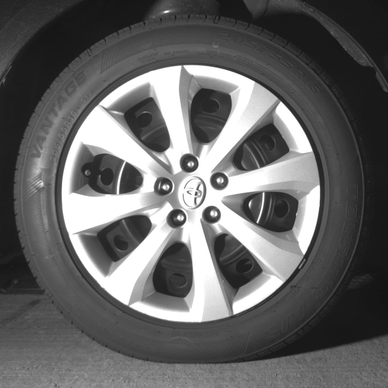 Thumbnail: 2025 Toyota Corolla - 10