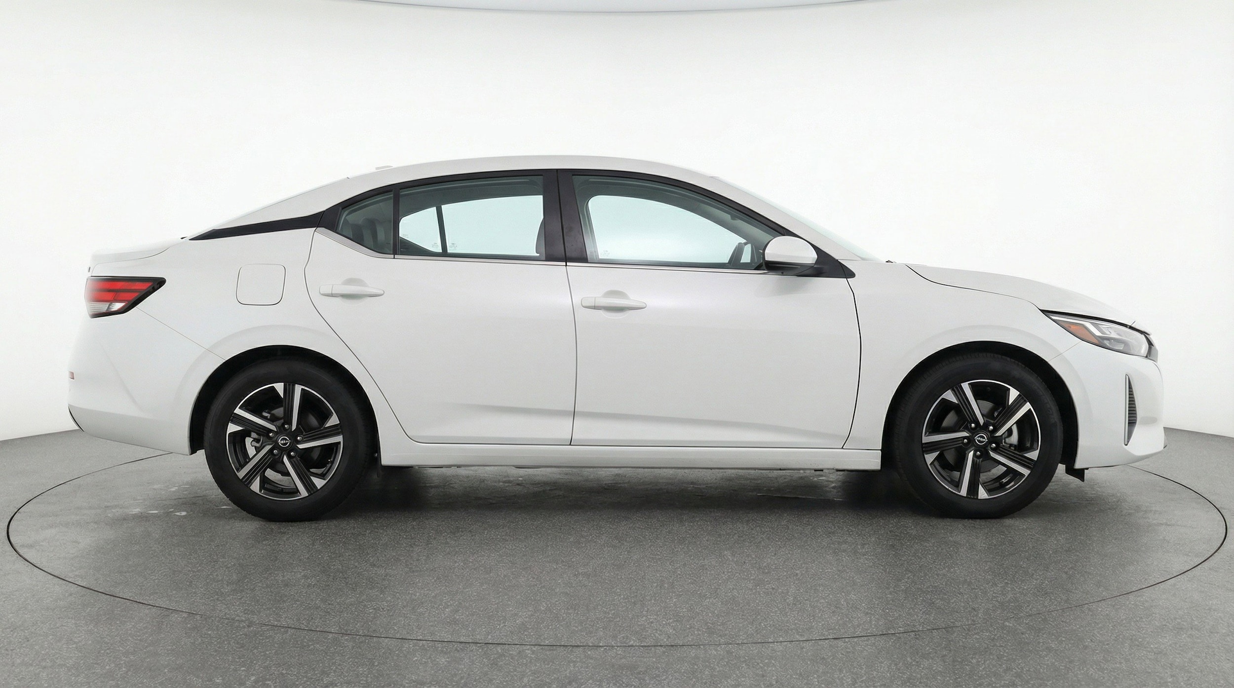 Thumbnail: 2025 Nissan Sentra - 11