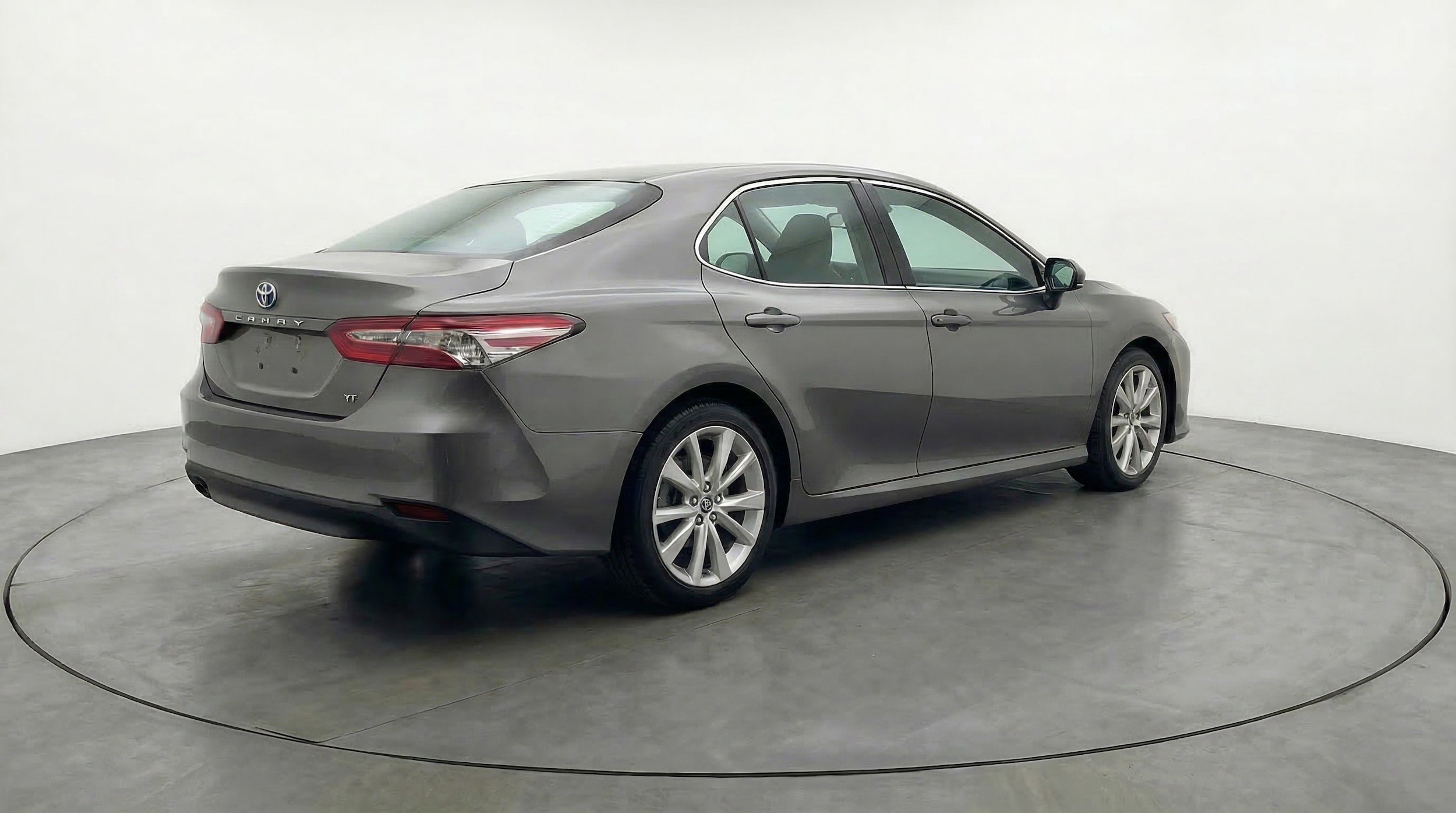 Thumbnail: 2025 Toyota Camry - 9