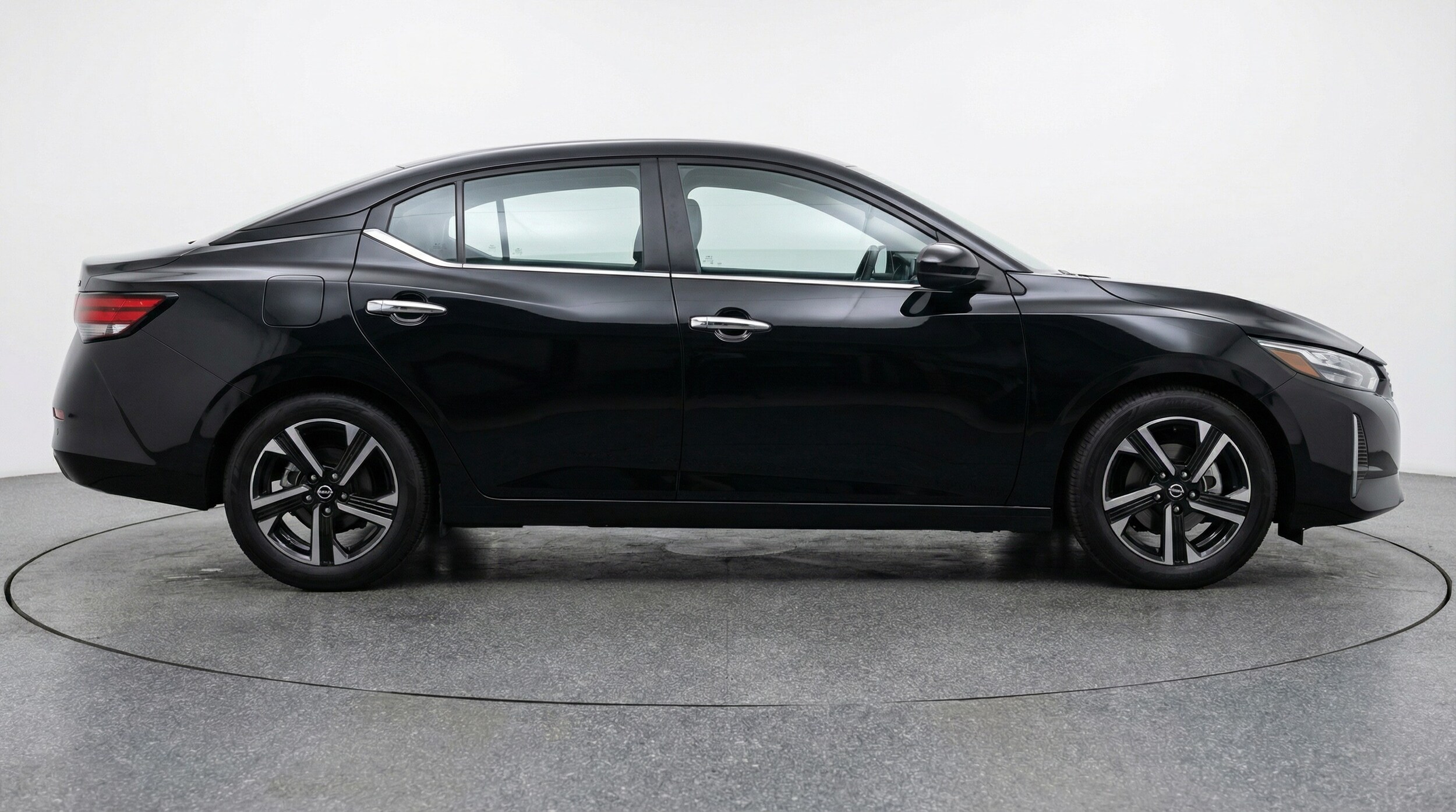 Thumbnail: 2025 Nissan Sentra - 8