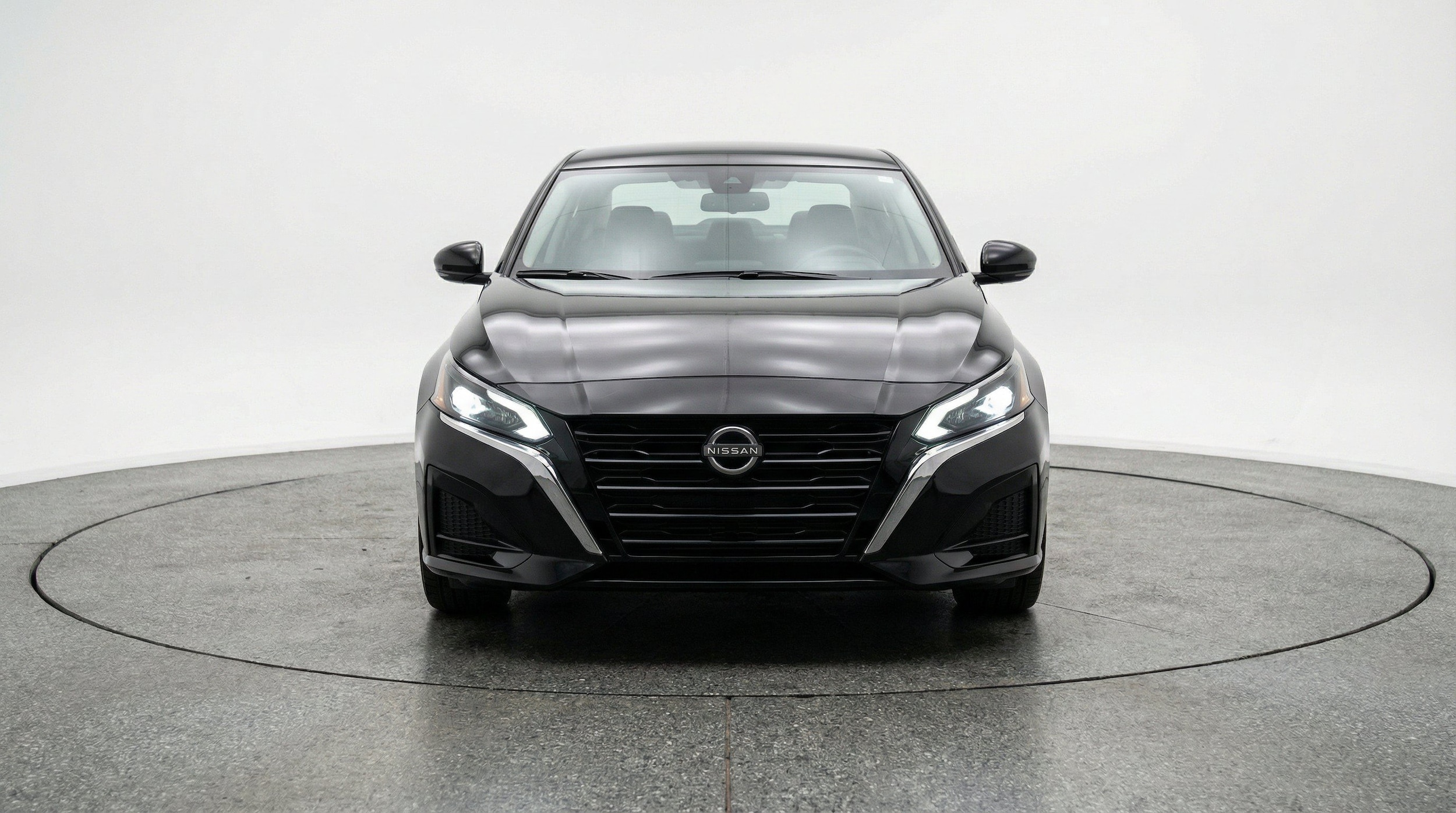 Thumbnail: 2025 Nissan Altima - 2