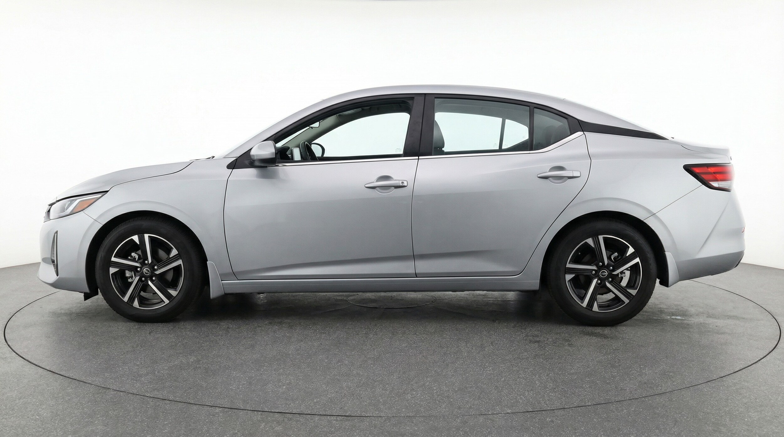 Thumbnail: 2025 Nissan Sentra - 4