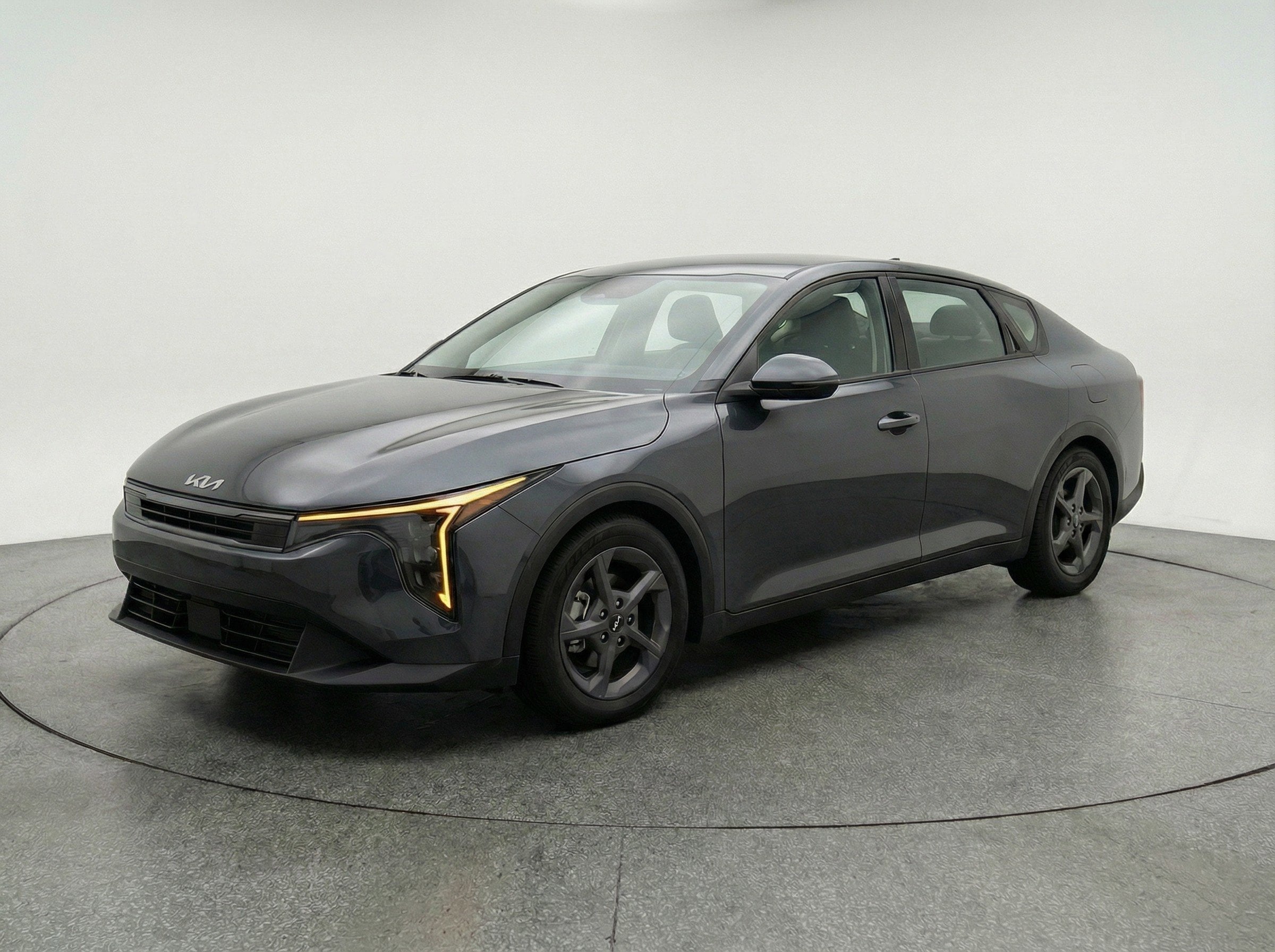 Thumbnail: 2025 Kia K4 - 3