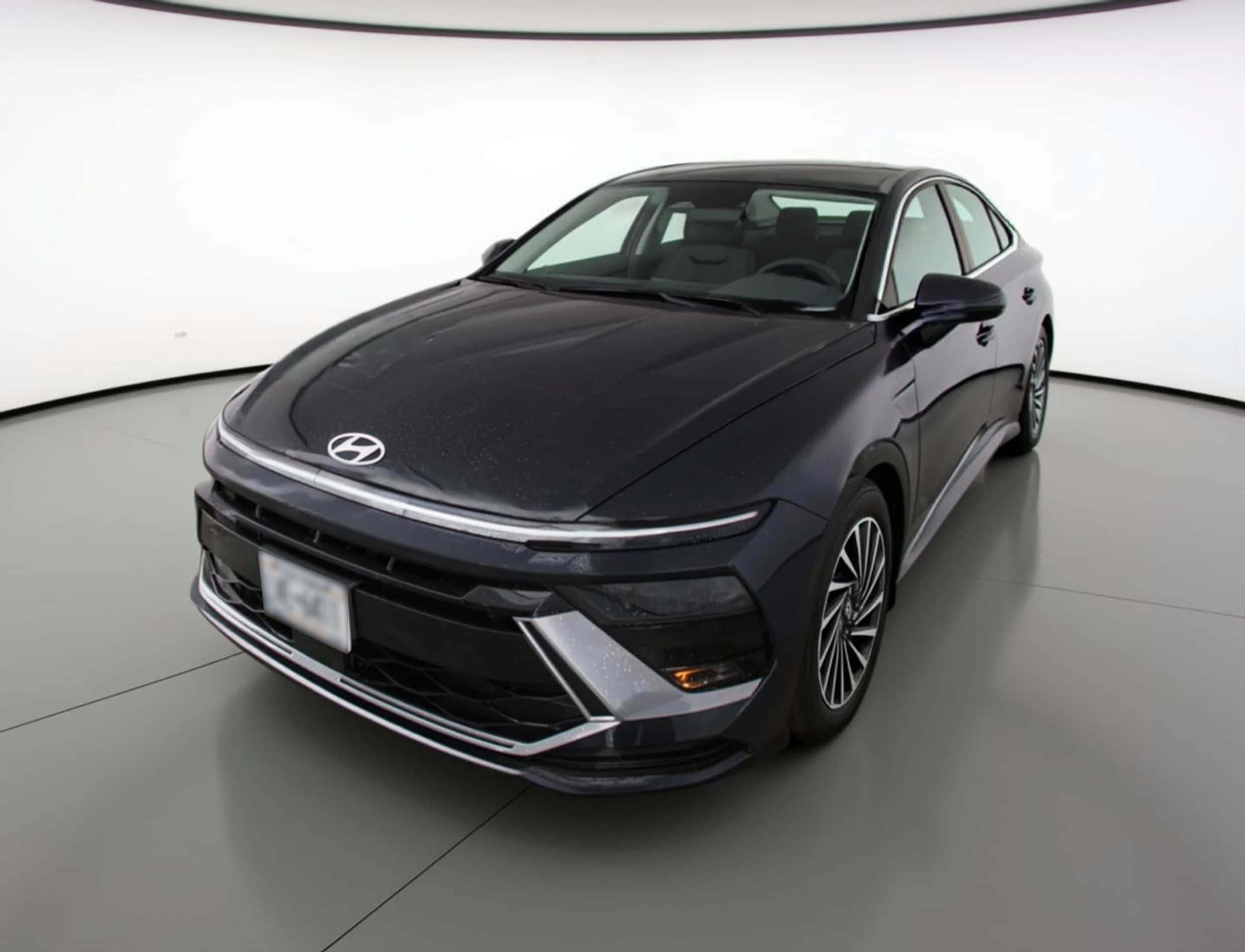 Thumbnail: 2025 Hyundai Sonata - 3