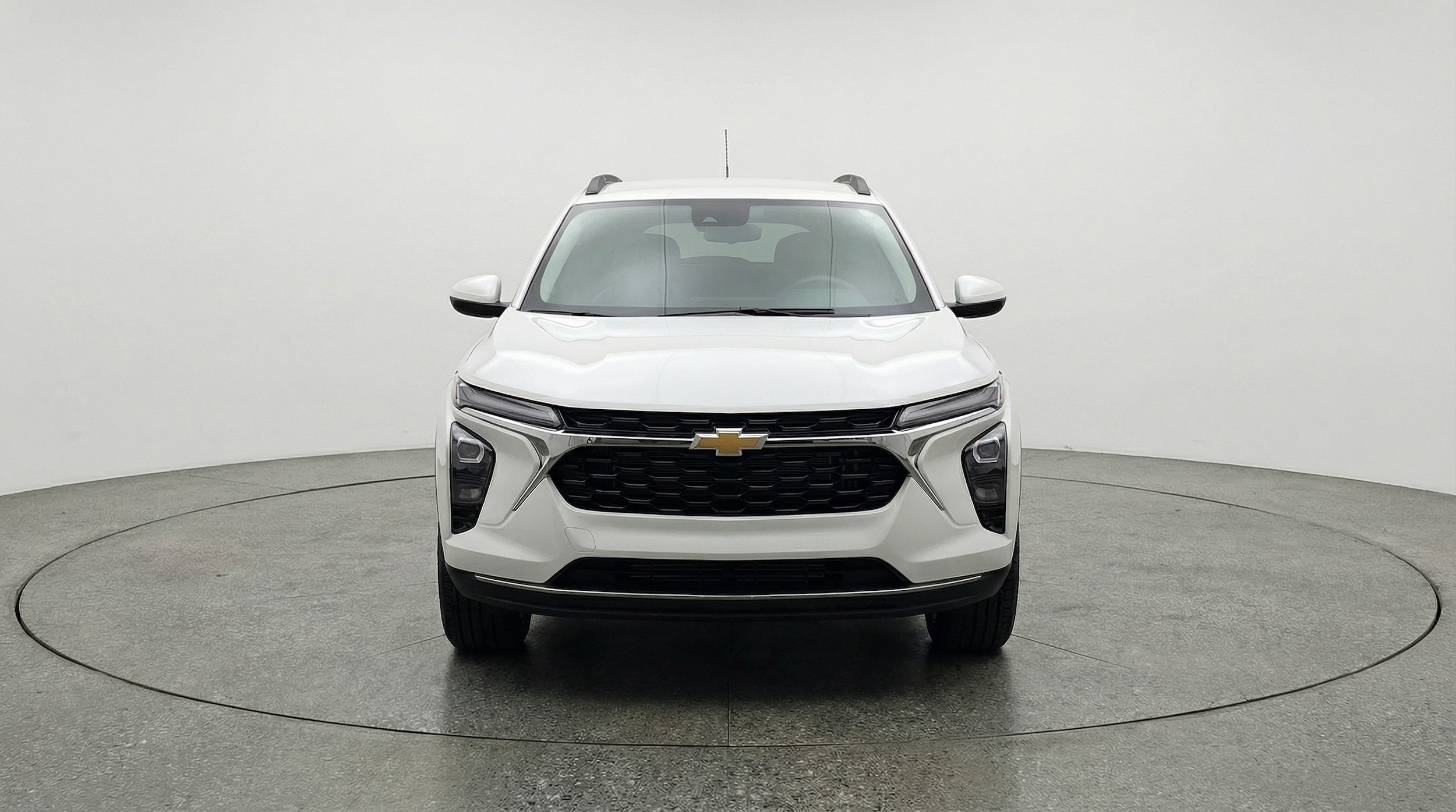 Thumbnail: 2025 Chevrolet Trax - 2
