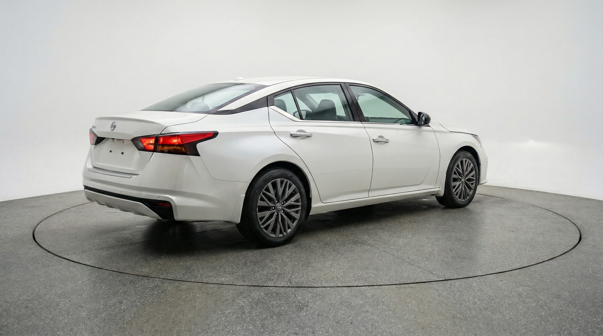 Thumbnail: 2025 Nissan Altima - 7