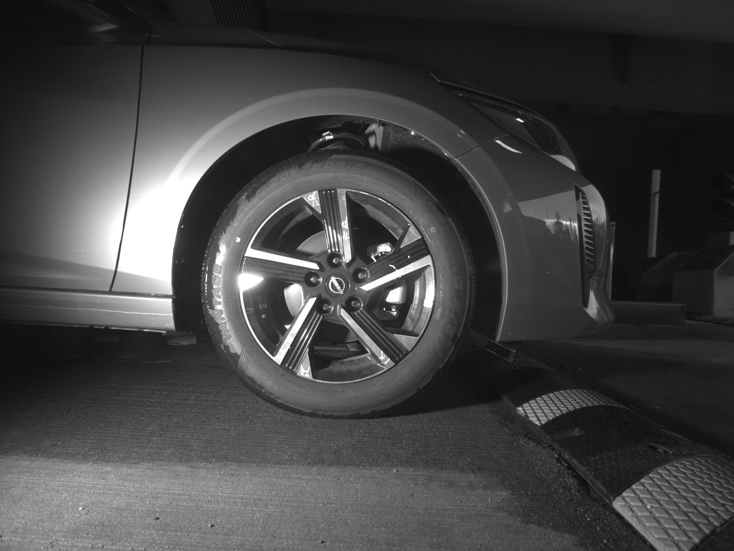 Thumbnail: 2025 Nissan Sentra - 10