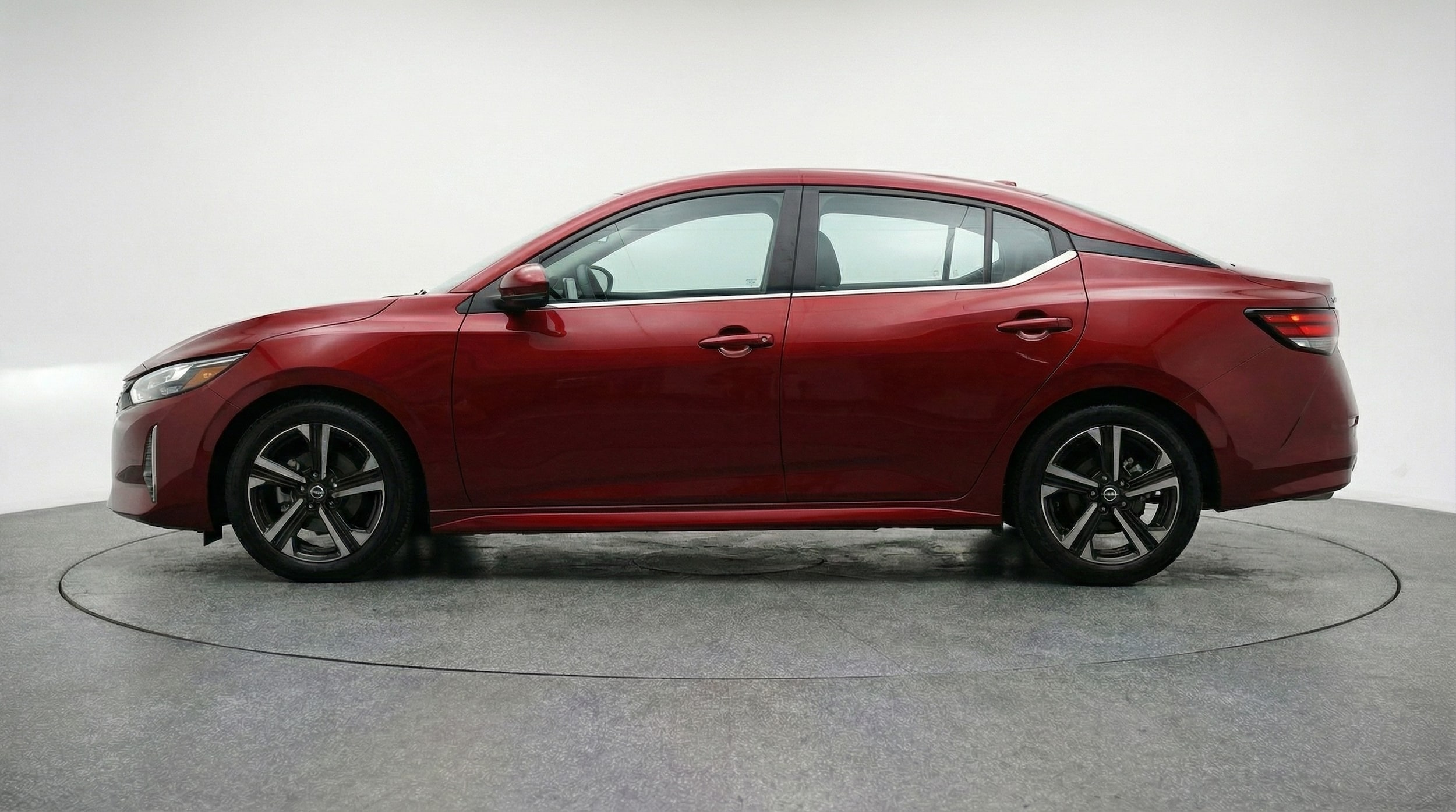 Thumbnail: 2025 Nissan Sentra - 4