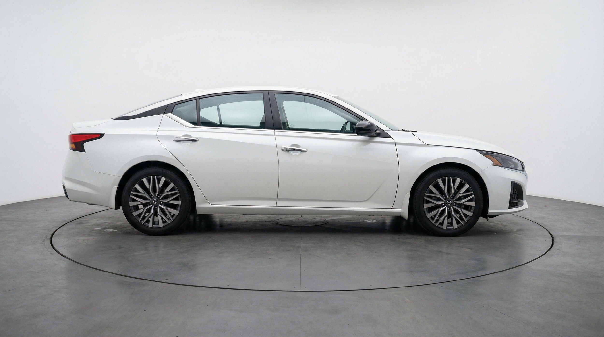 Thumbnail: 2025 Nissan Altima - 11