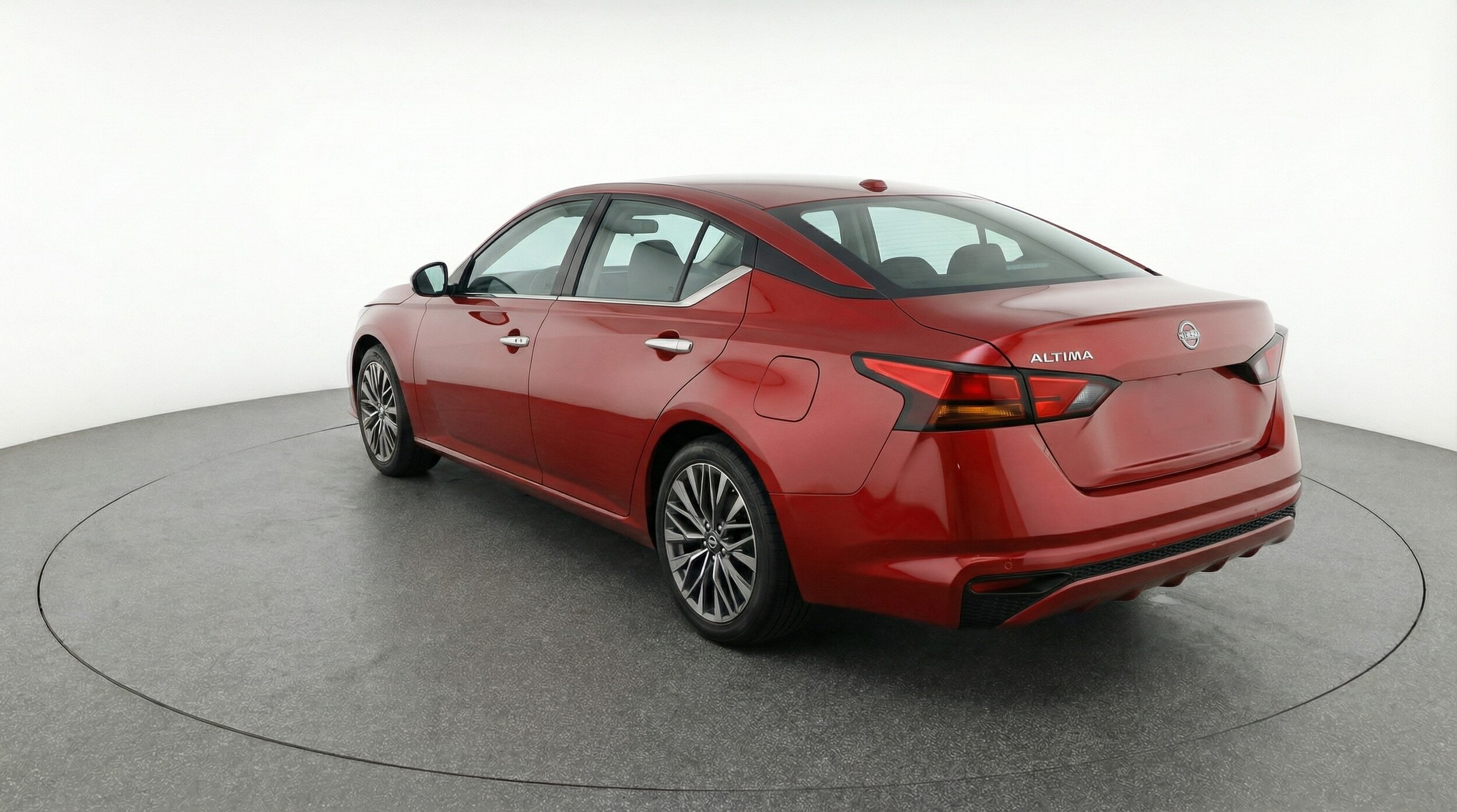 Thumbnail: 2025 Nissan Altima - 5